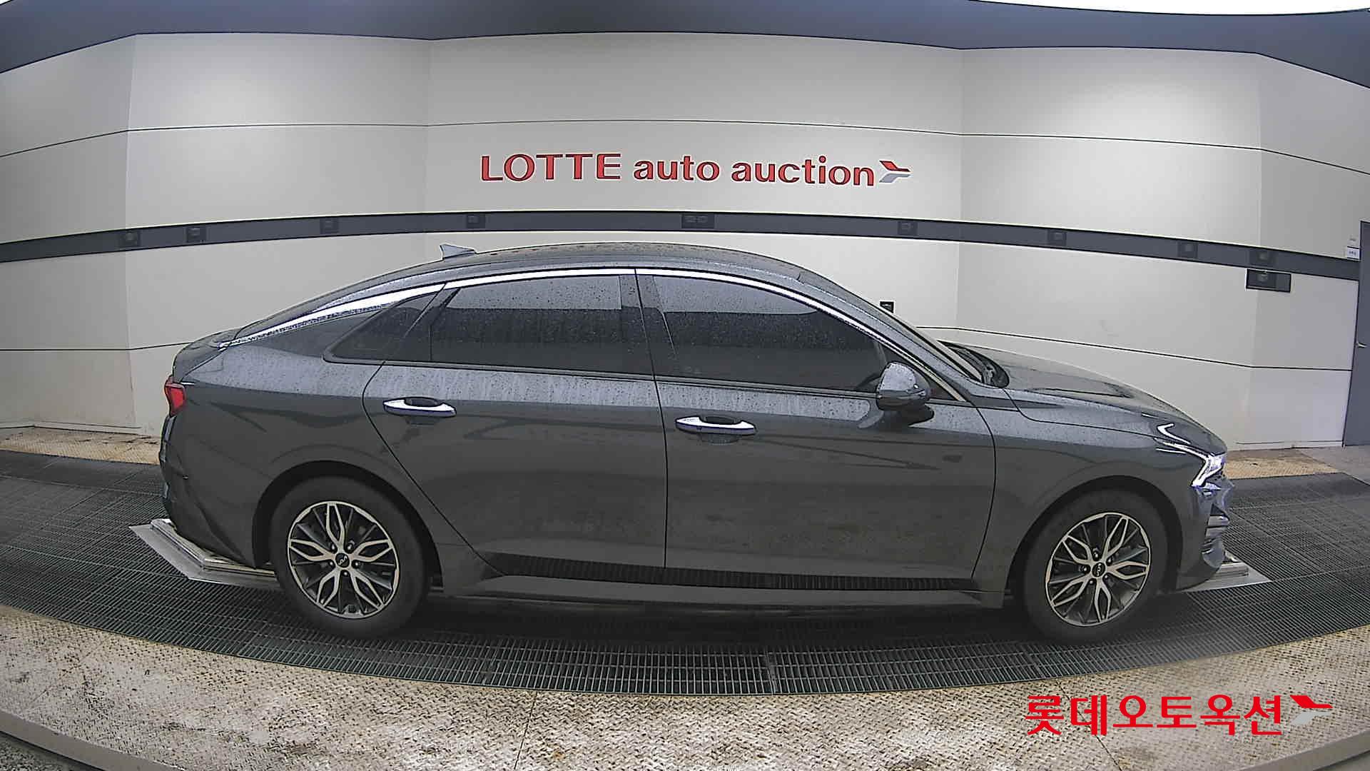 Kia K5 - 21