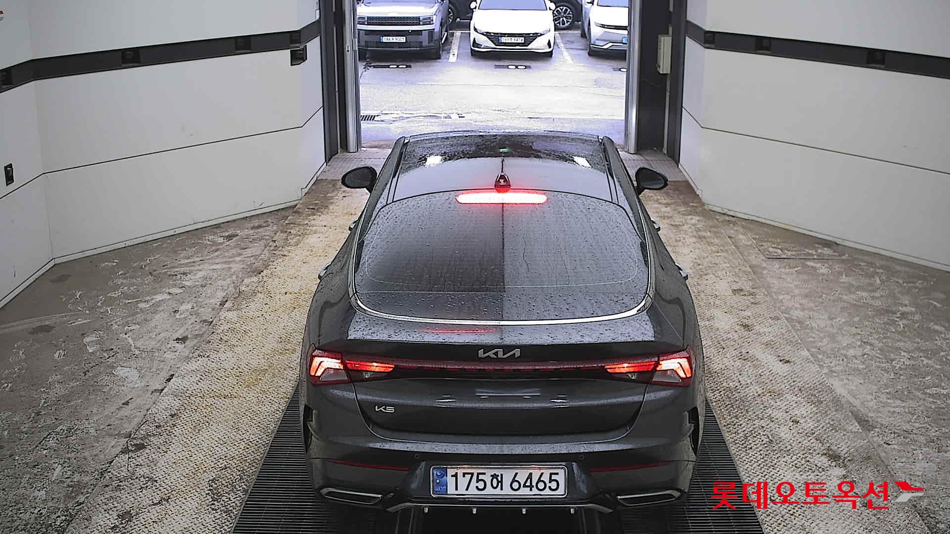 Kia K5 - 17