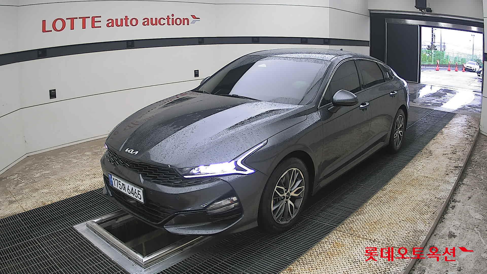 Kia K5 - 3