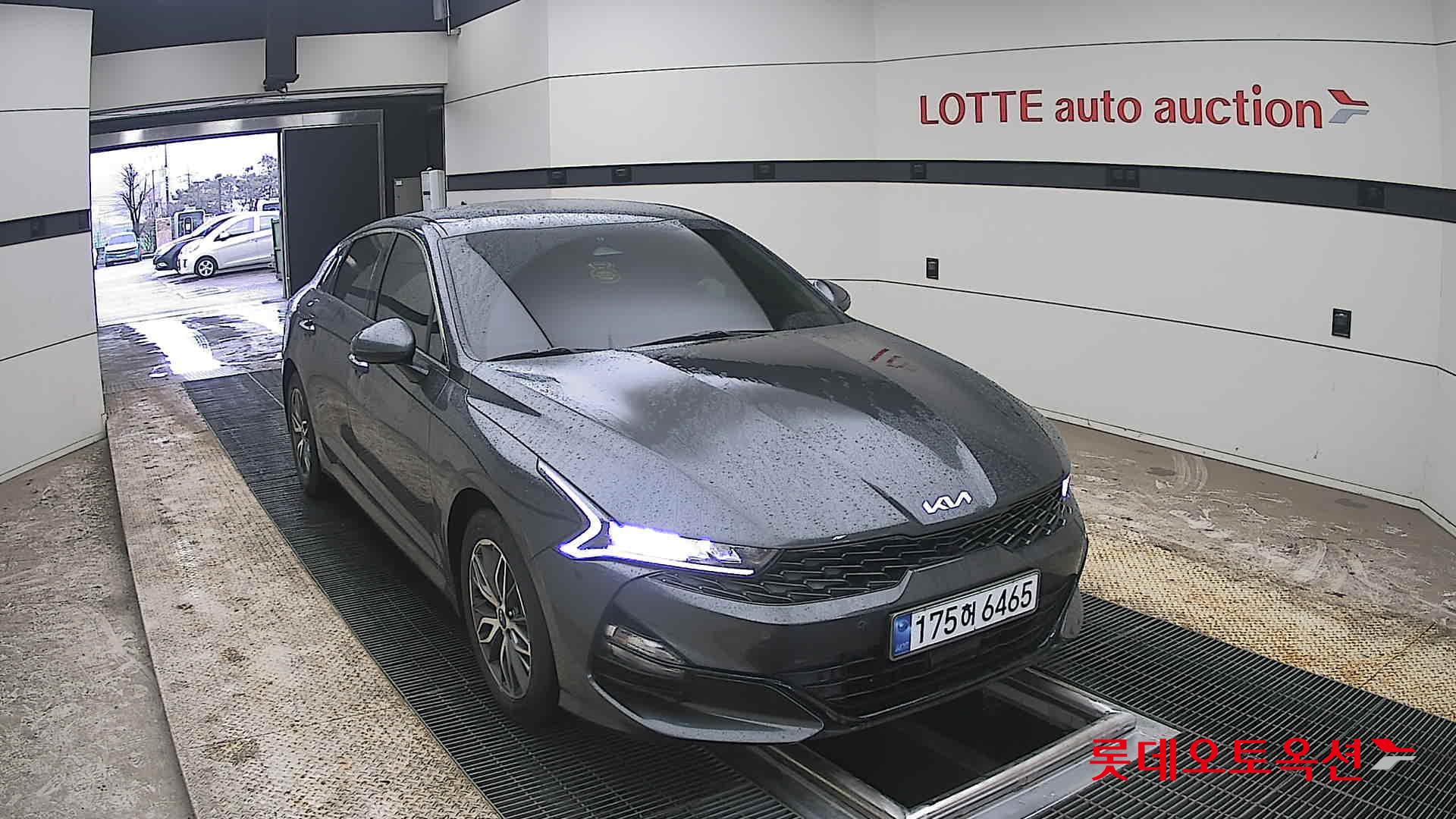 Kia K5 - 24