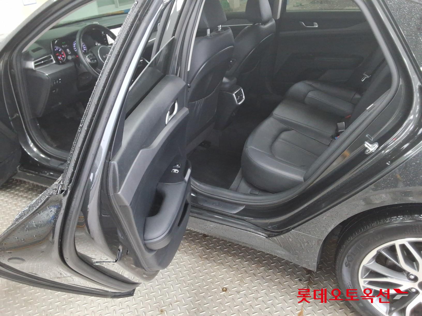 Kia K5 - 38