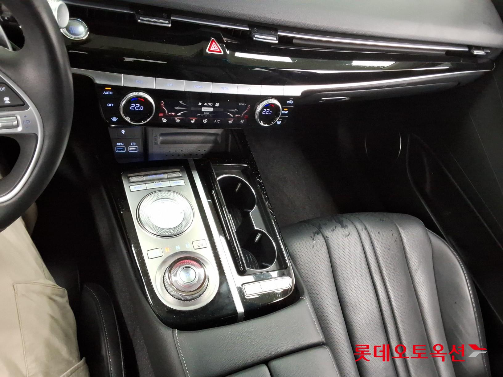 Genesis G80 - 34