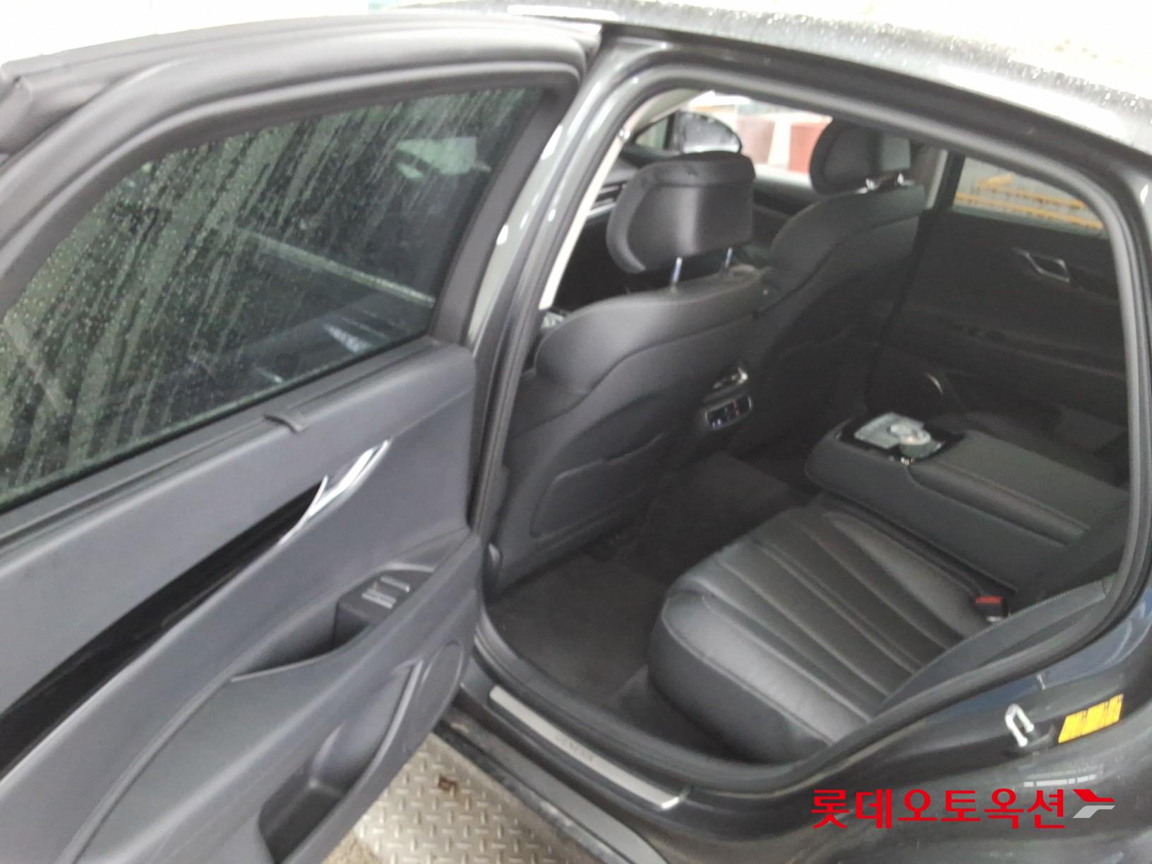 Genesis G80 - 37