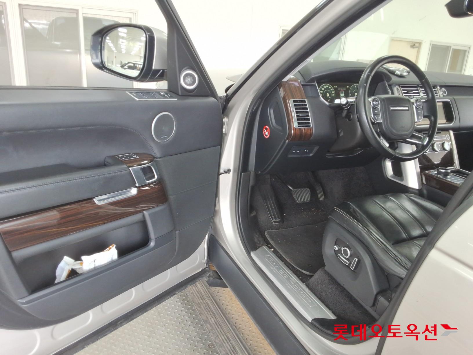 LAND-ROVER 레인지로버 - 37