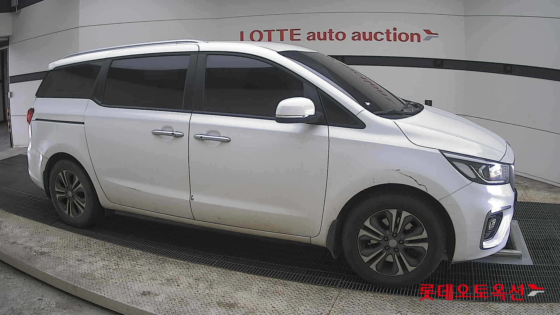 كيا نيو كارنيفال 2020 - صورة 22