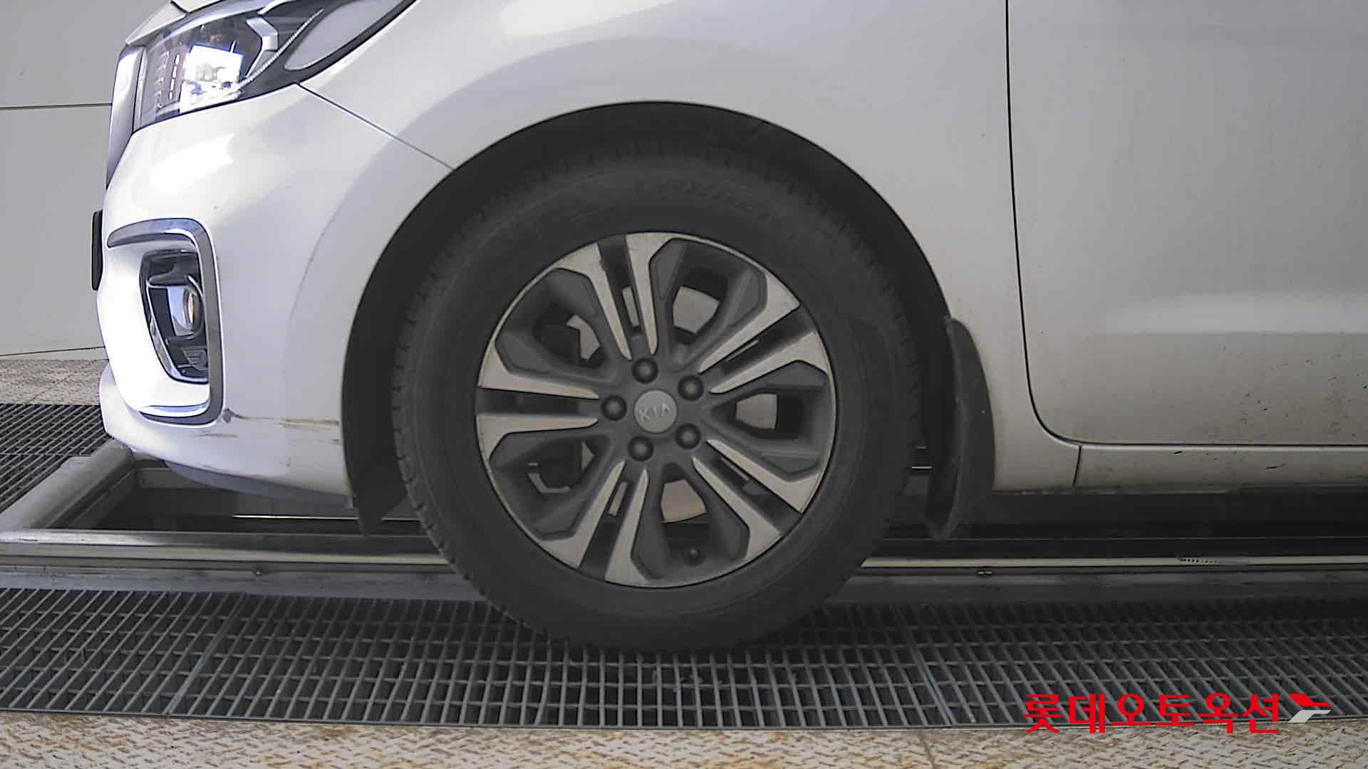 كيا نيو كارنيفال 2020 - صورة 25