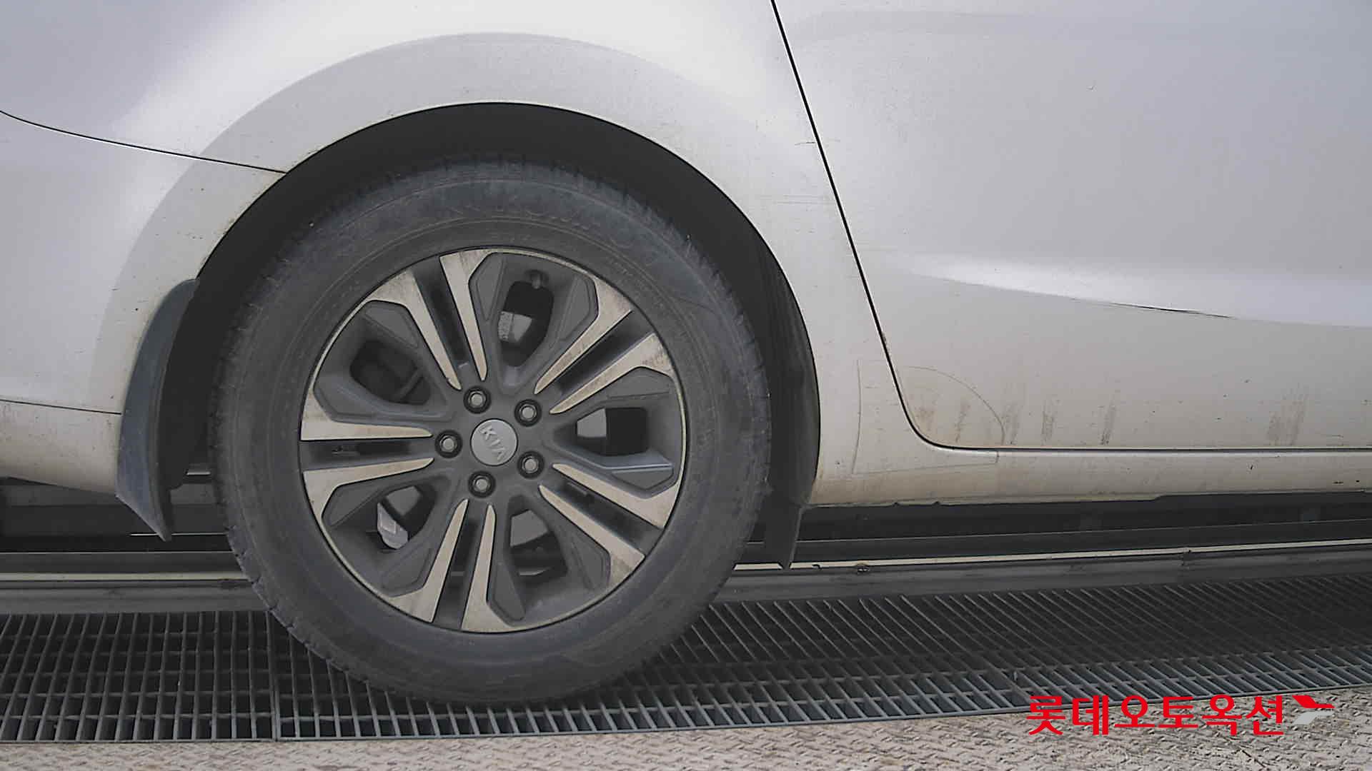 كيا نيو كارنيفال 2020 - صورة 28