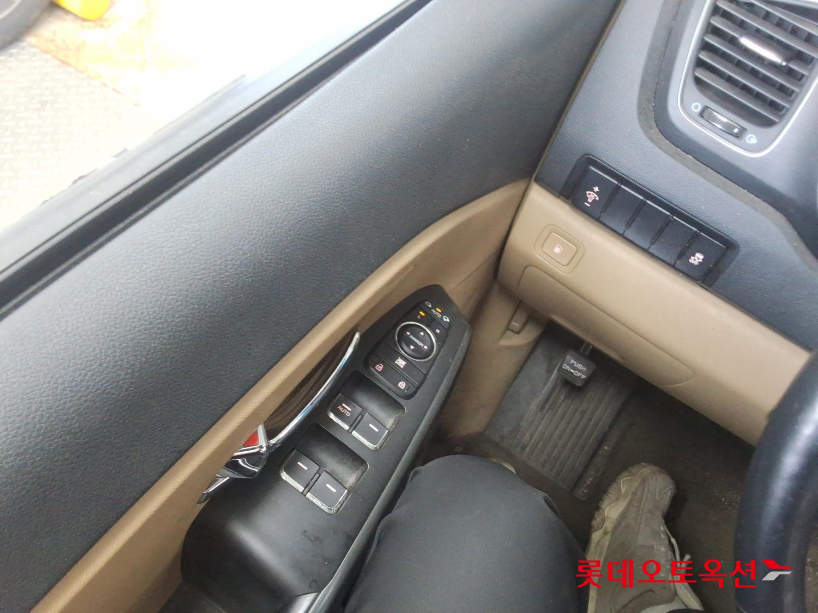 كيا نيو كارنيفال 2020 - صورة 29