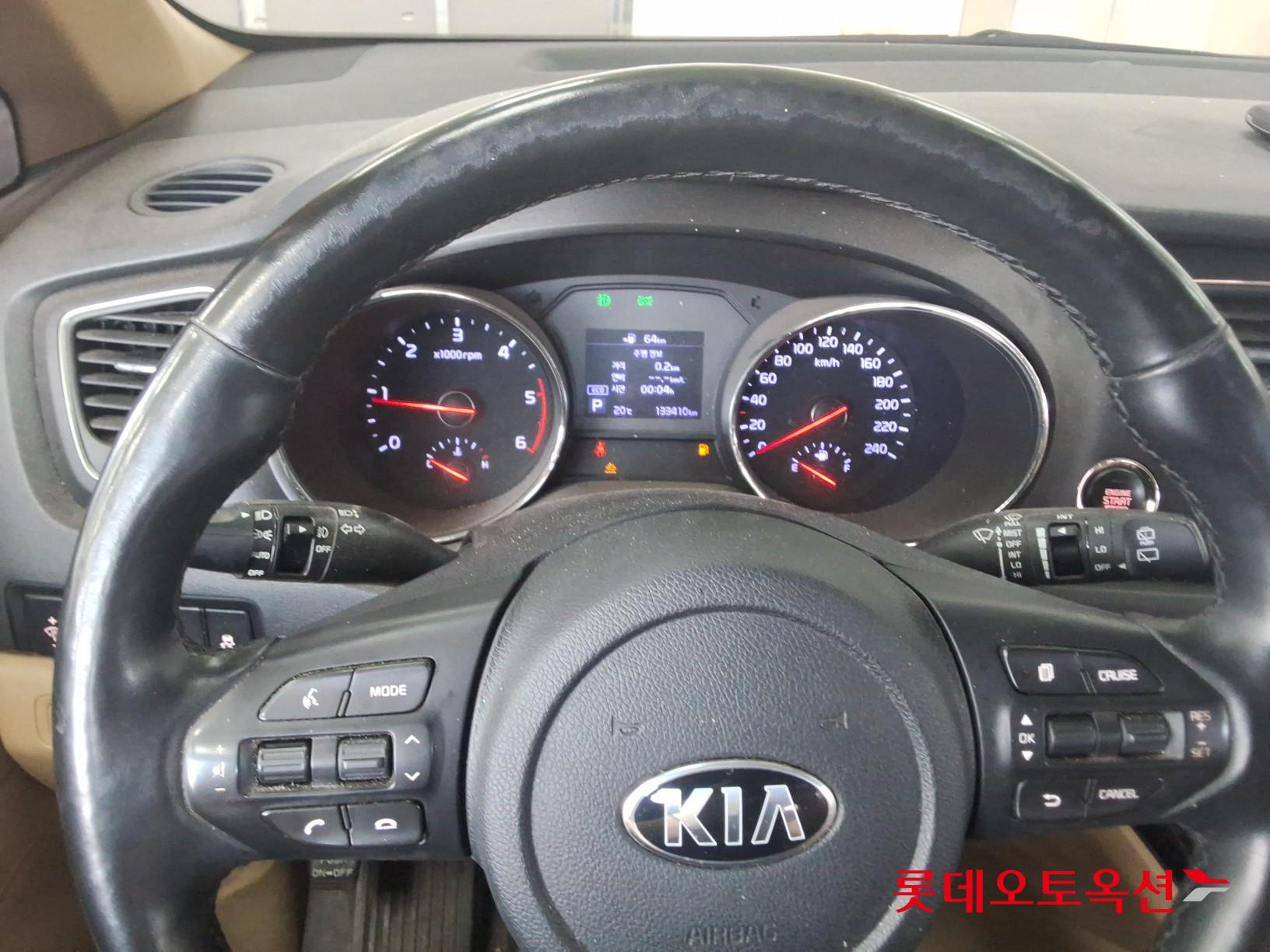 كيا نيو كارنيفال 2020 - صورة 30