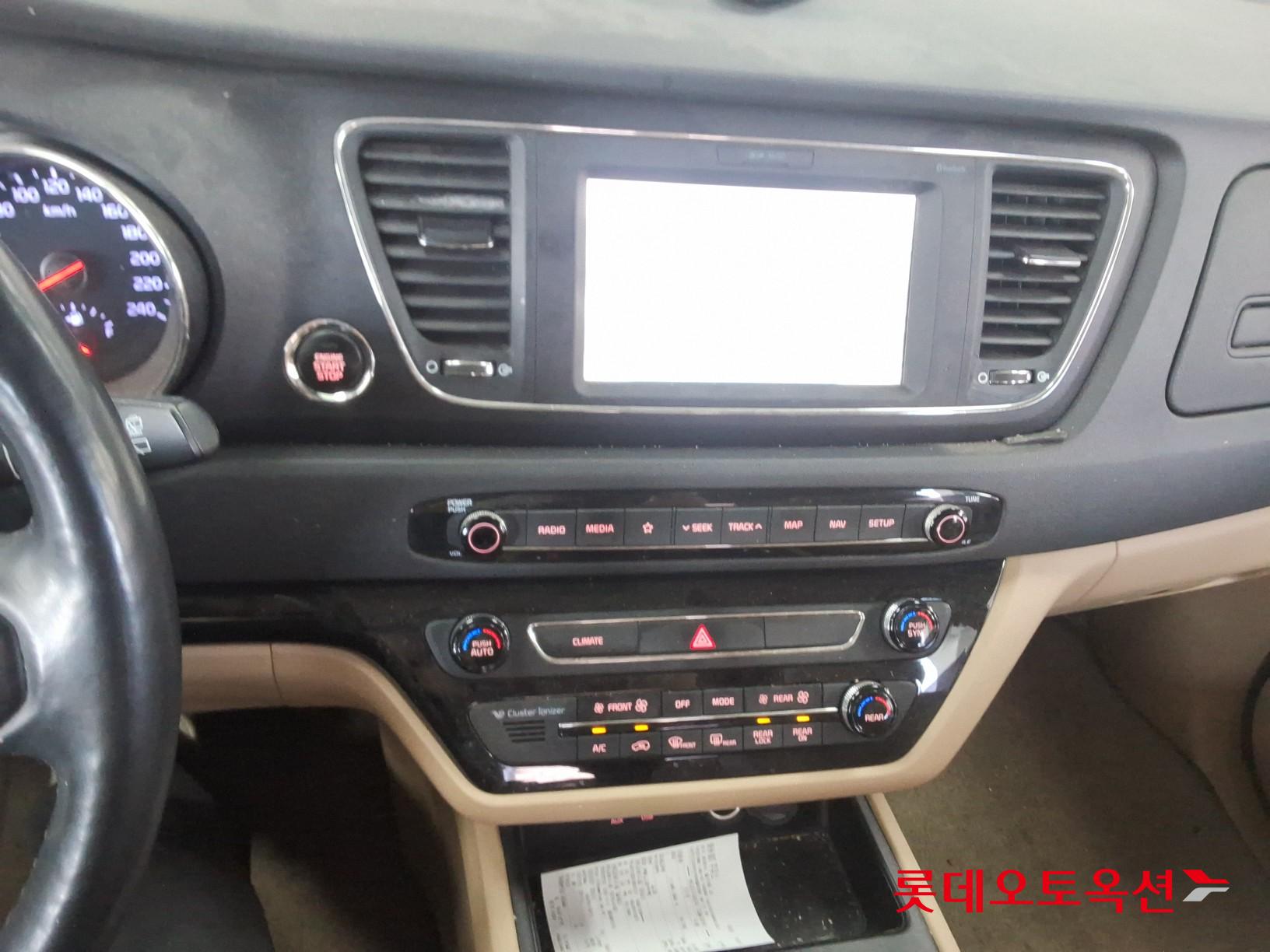 كيا نيو كارنيفال 2020 - صورة 33