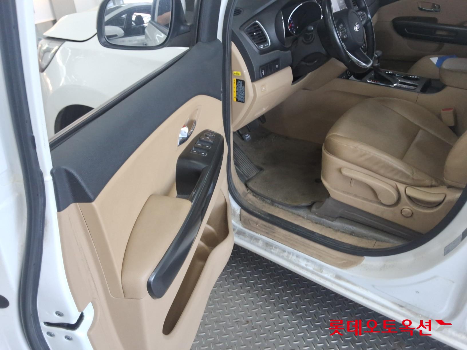 كيا نيو كارنيفال 2020 - صورة 37