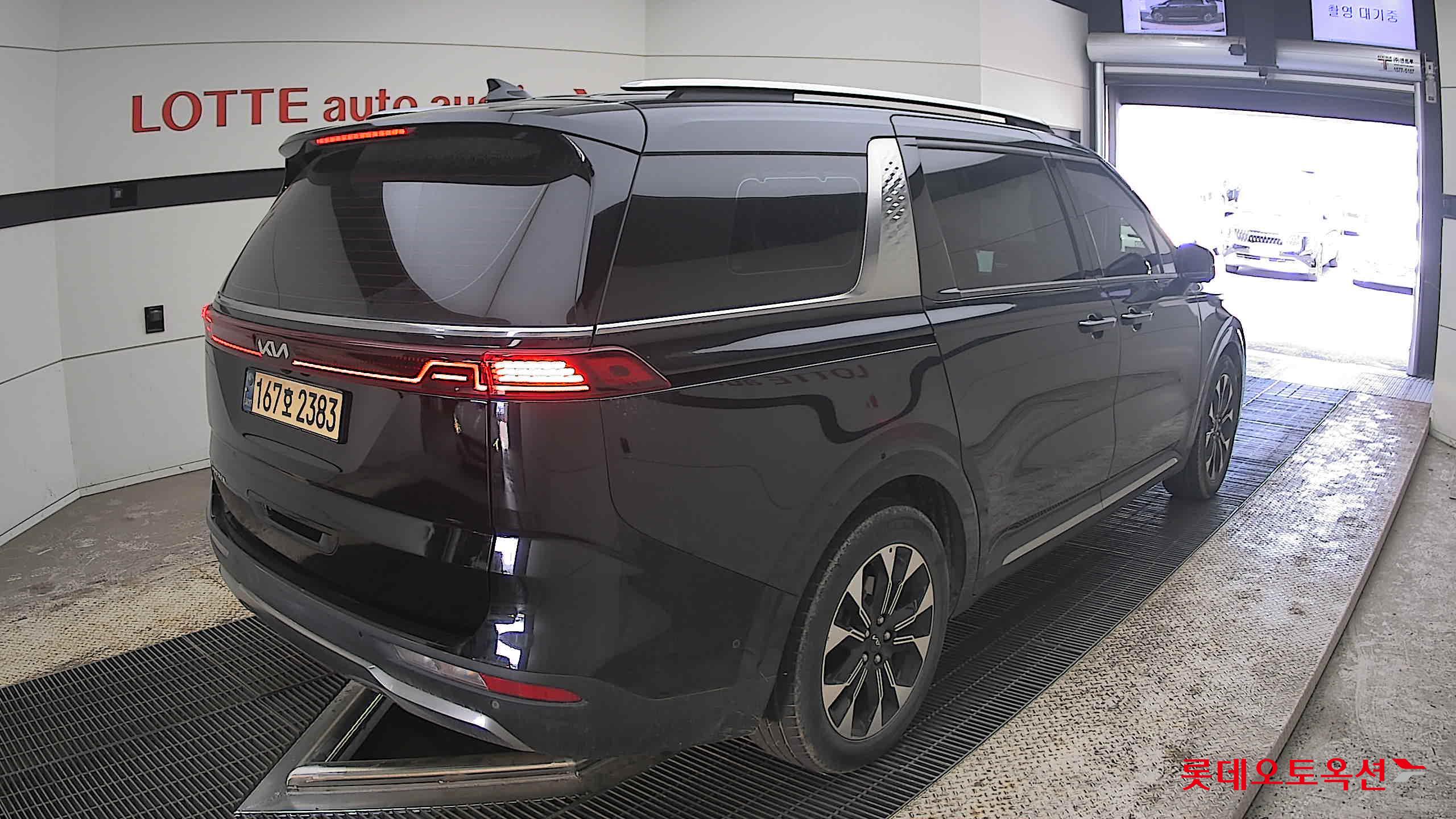 Kia Carnival 2023 - Image 5