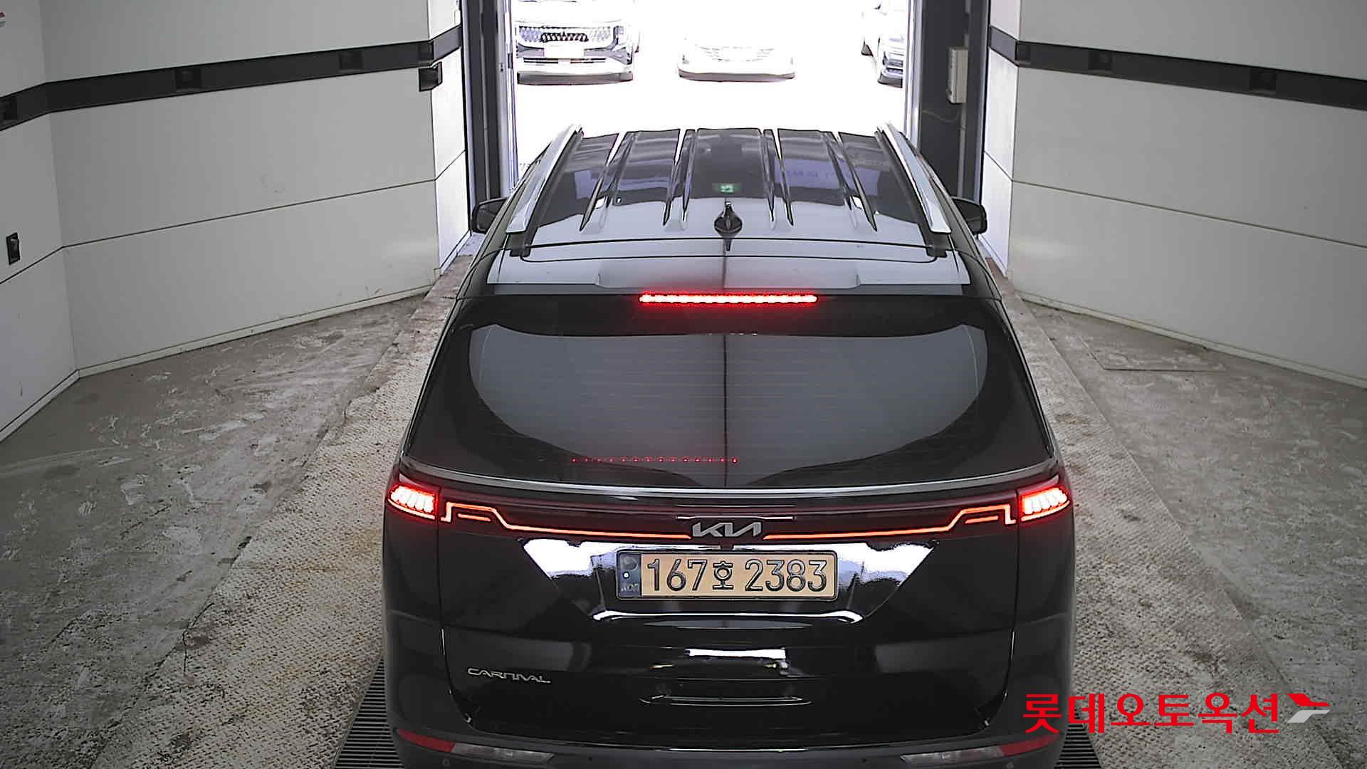 Kia Carnival 2023 - Image 17