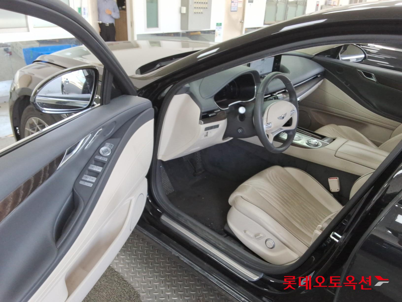 2021 - genesis g80