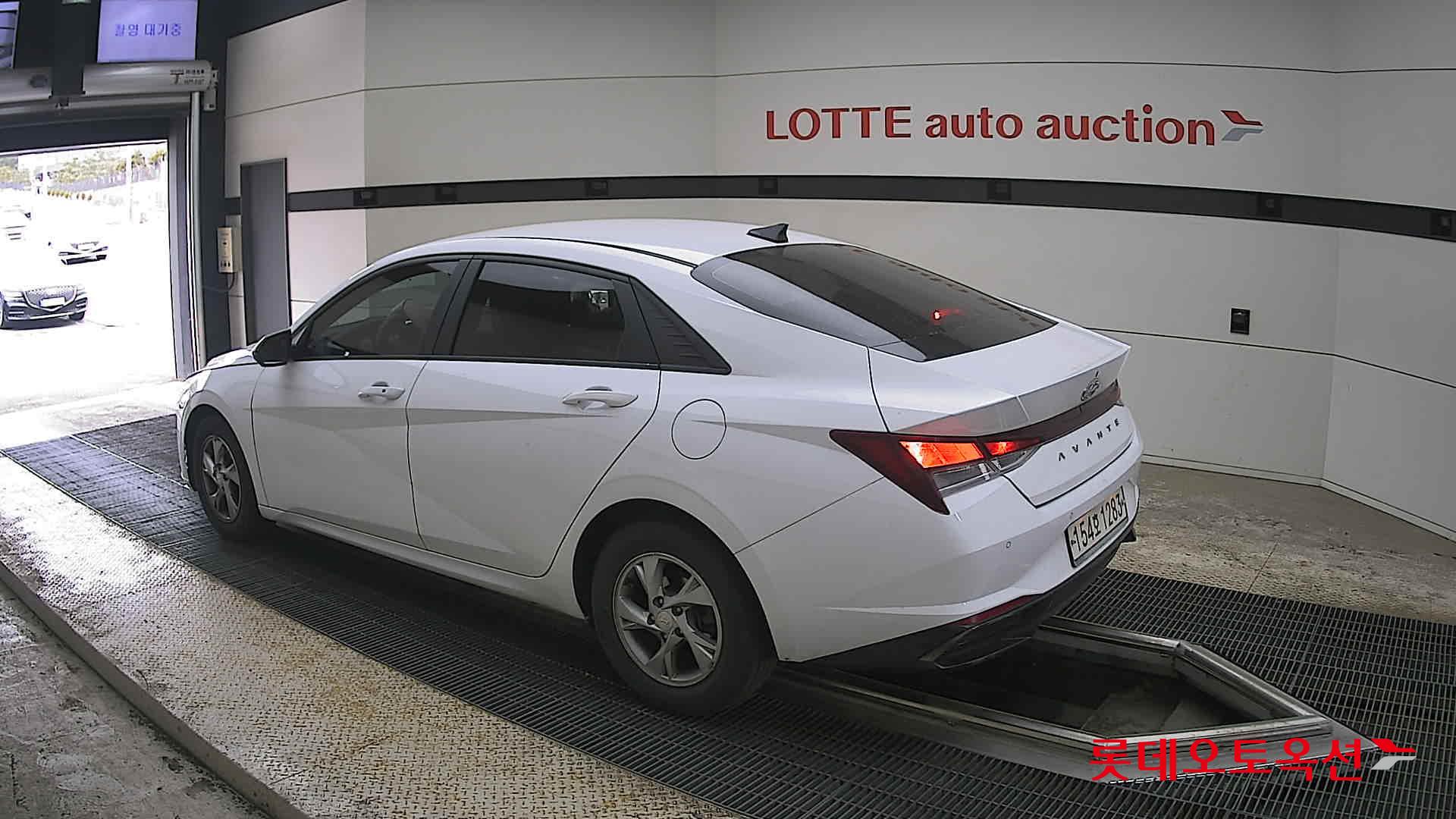 현대자동차 아반떼 2021 - 이미지 15