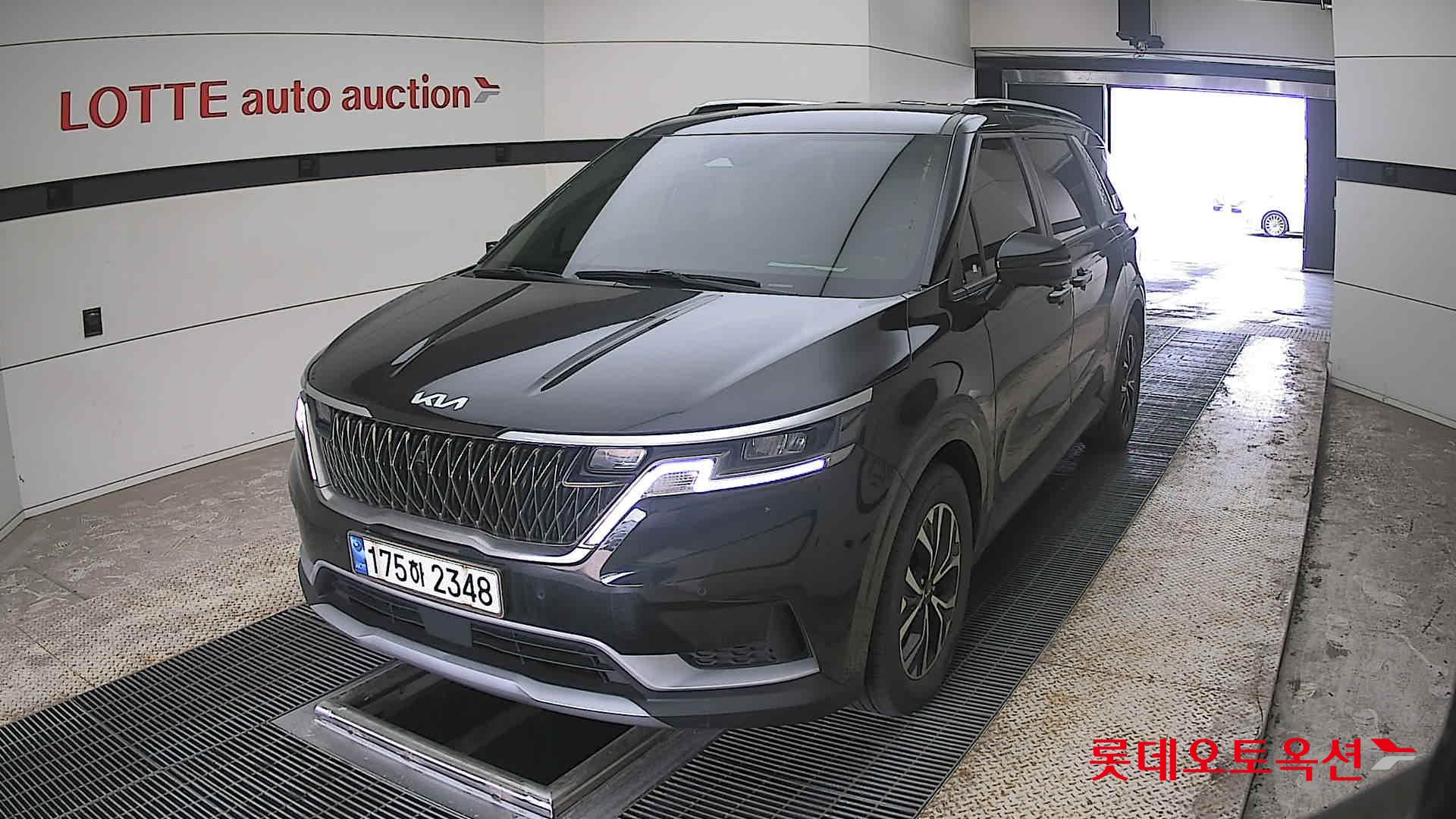 Kia Carnival 2023 - Image 10