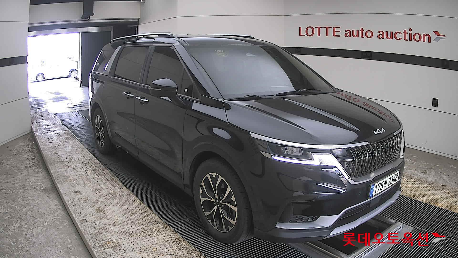 Kia Carnival 2023 - Image 6