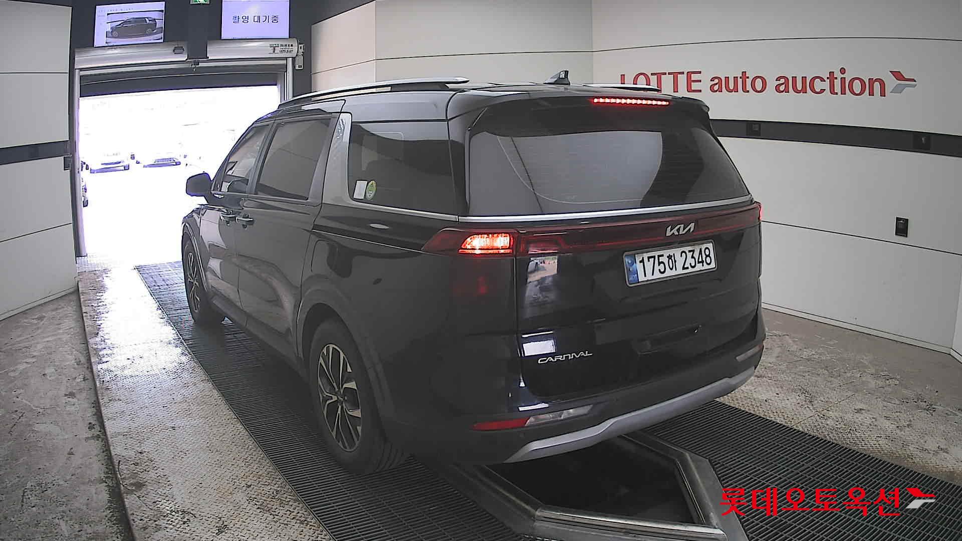 Kia Carnival 2023 - Image 16