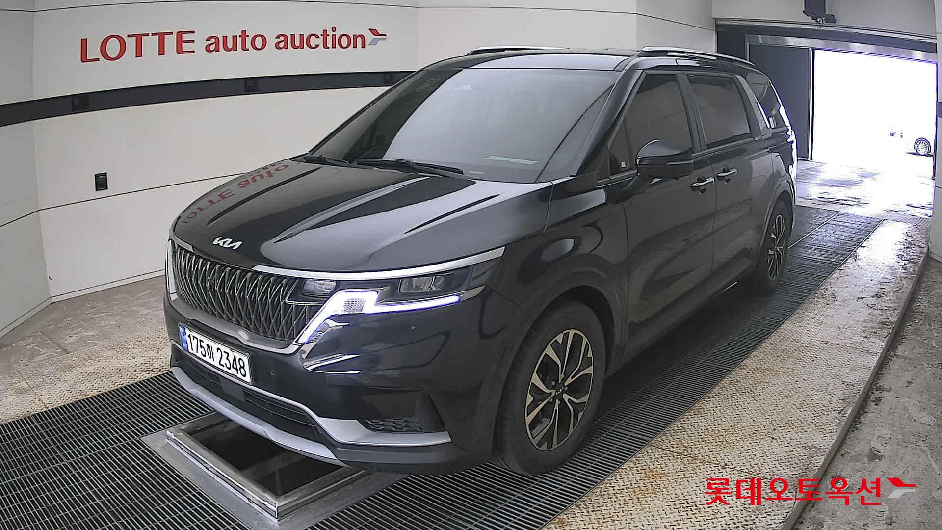 Kia Carnival 2023 - Image 3