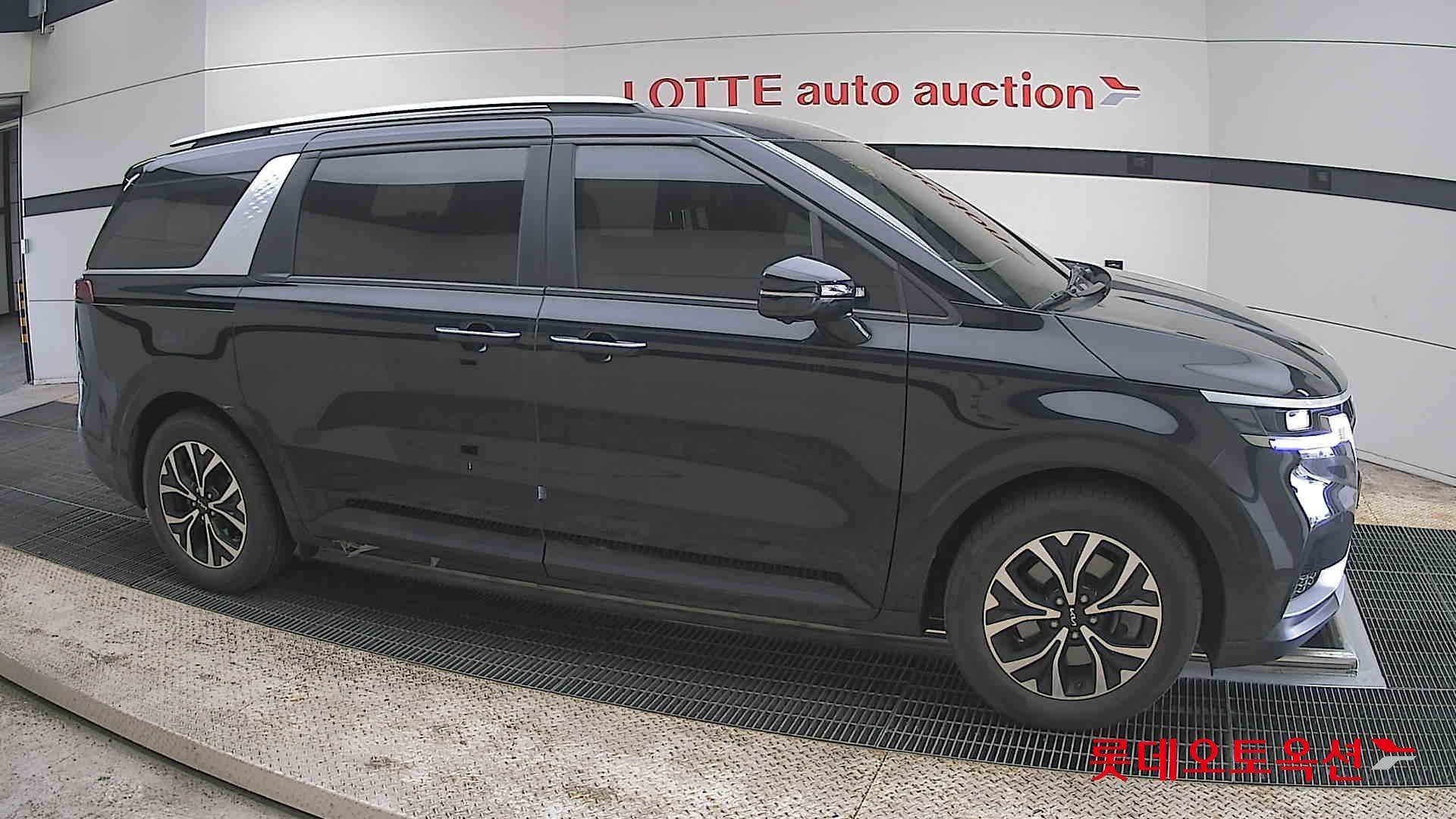 Kia Carnival 2023 - Image 22