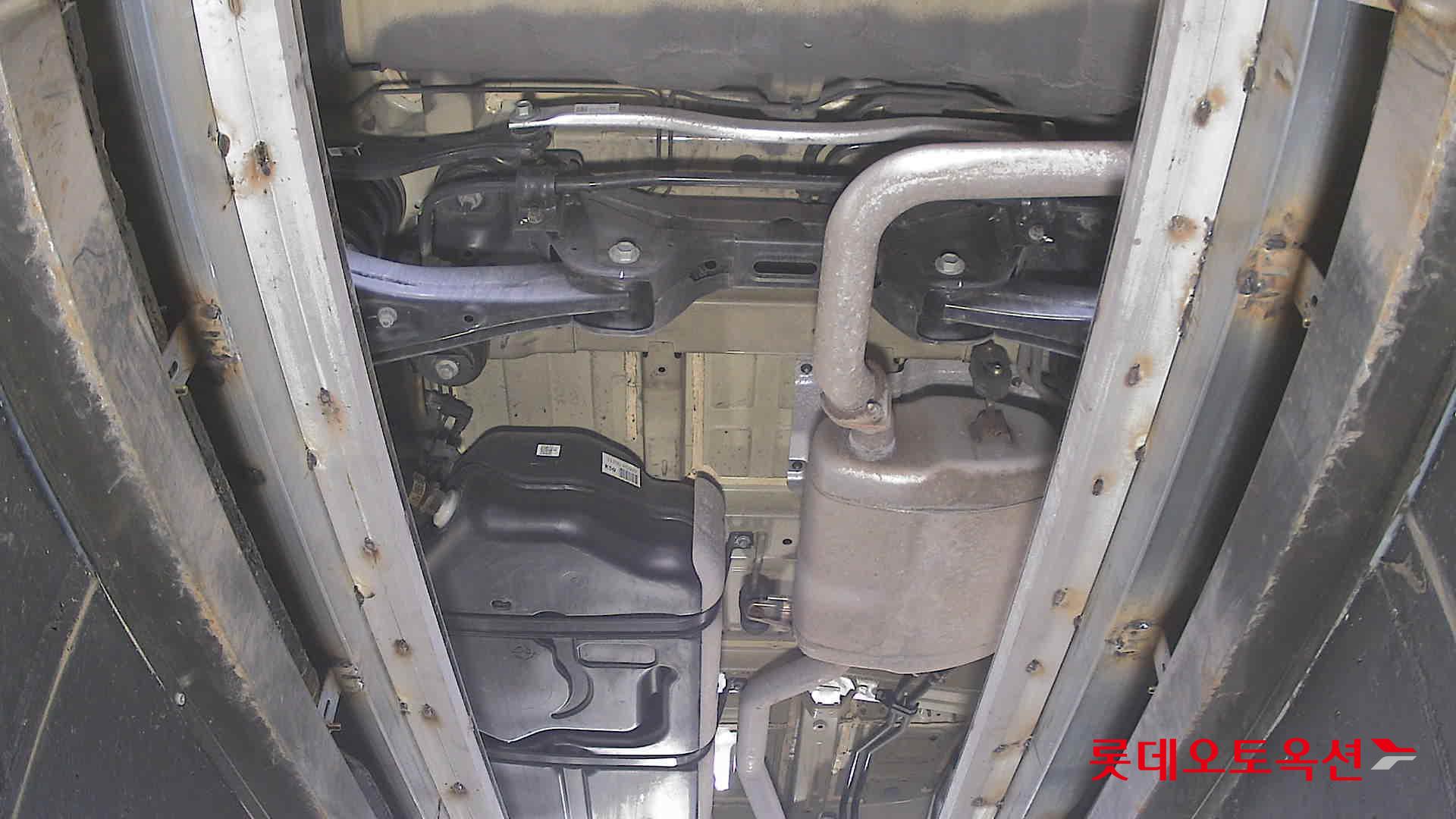 Kia Carnival 2023 - Image 2