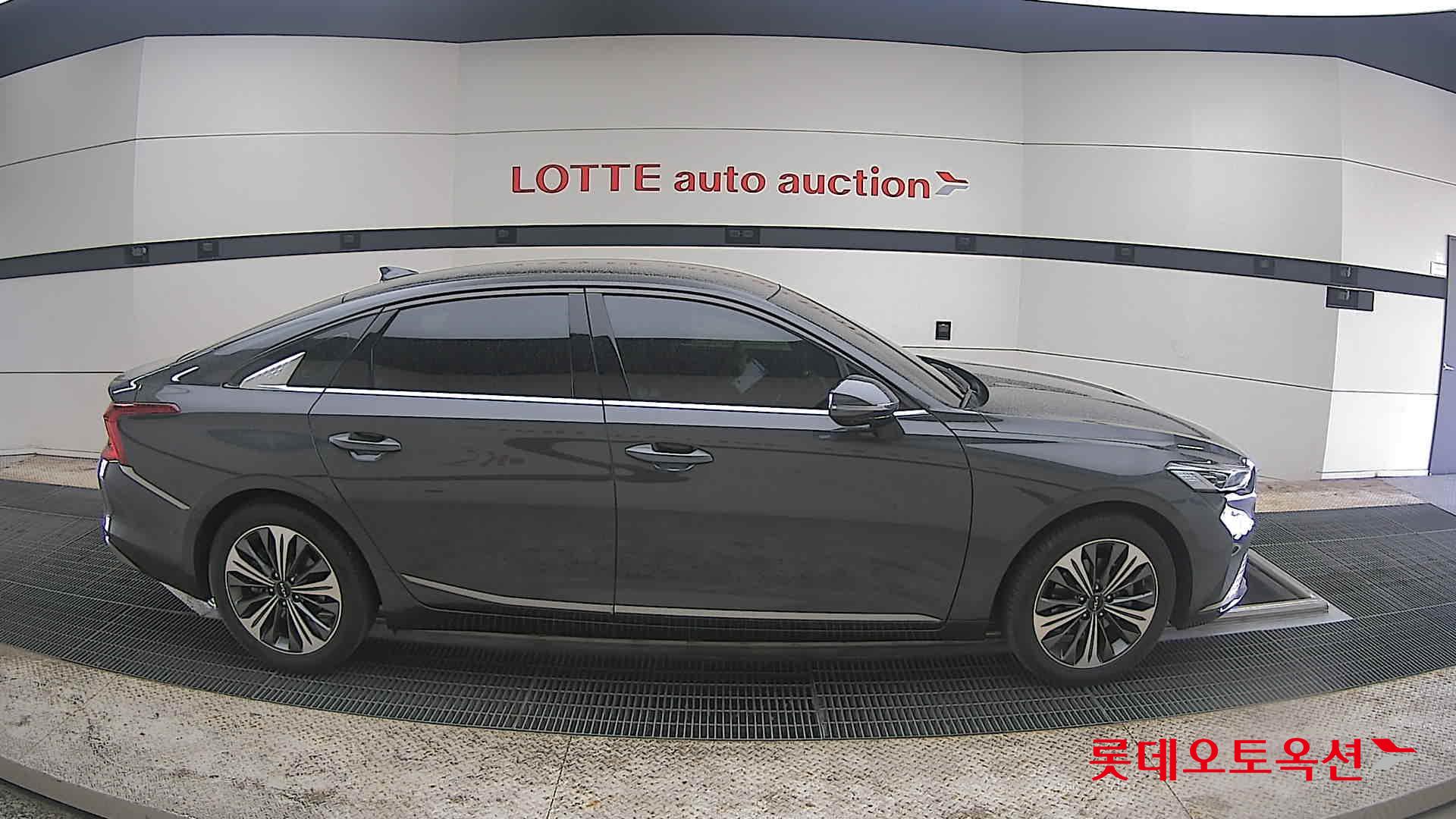 كيا K8 2022 - صورة 21