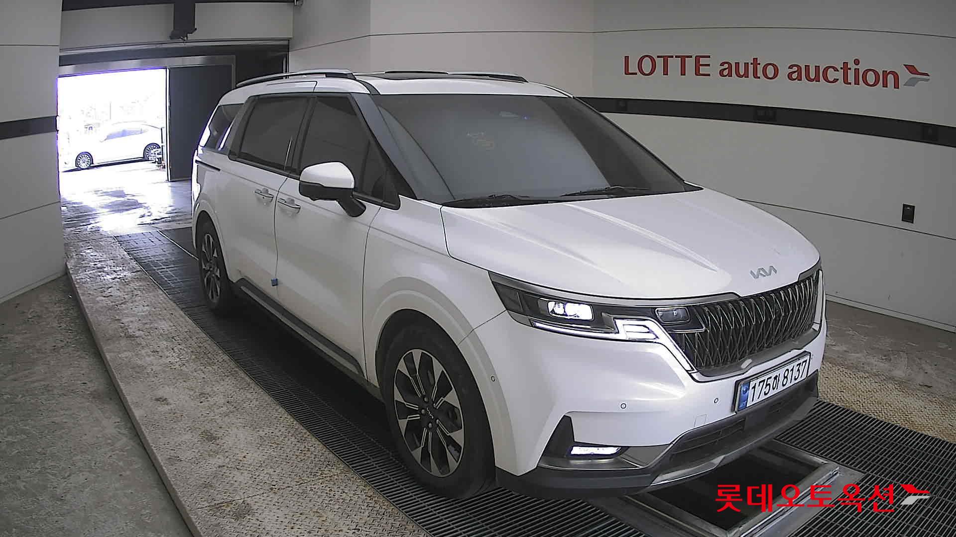 Kia Carnival 2023 - Image 6