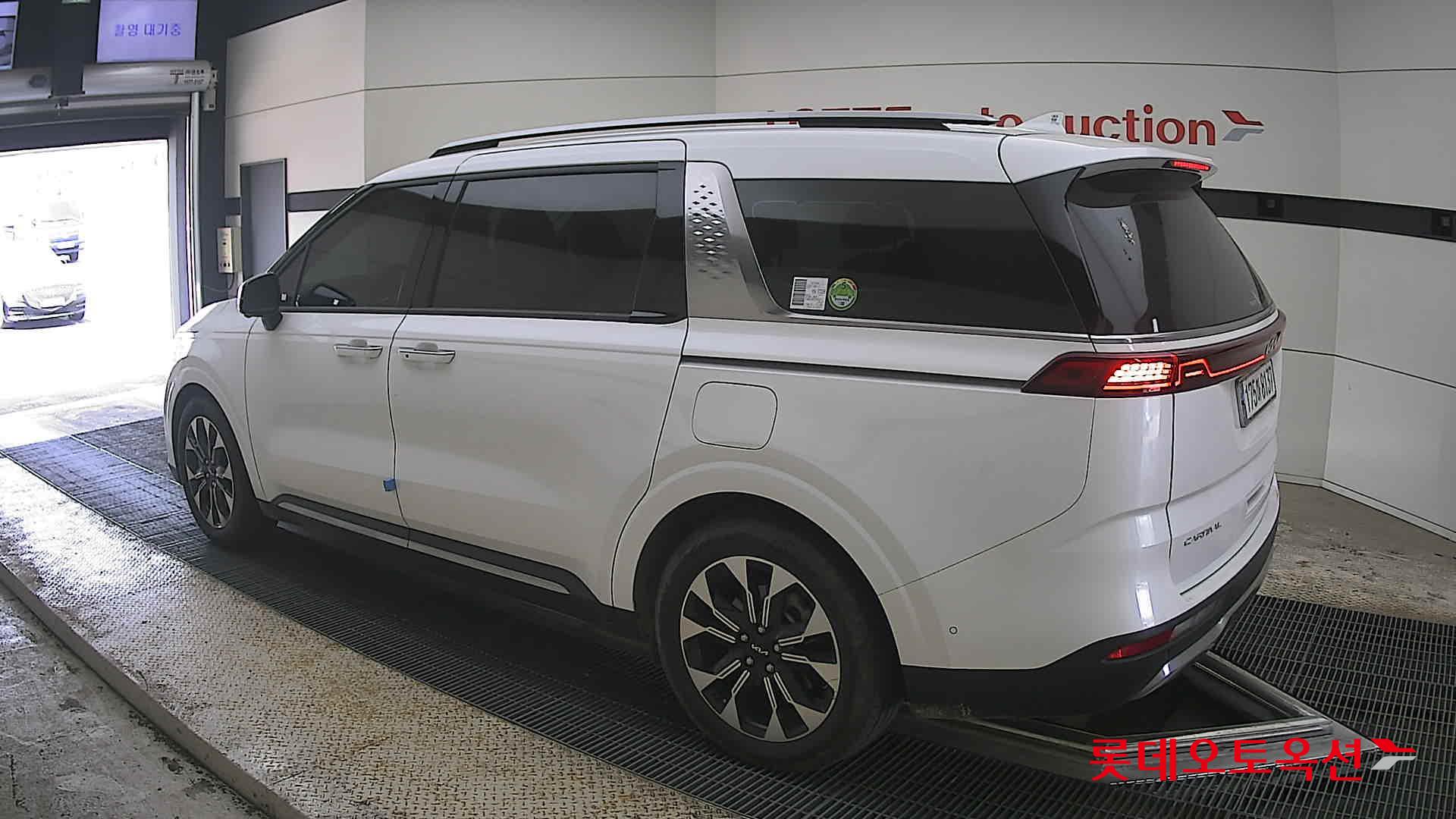 Kia Carnival 2023 - Image 15