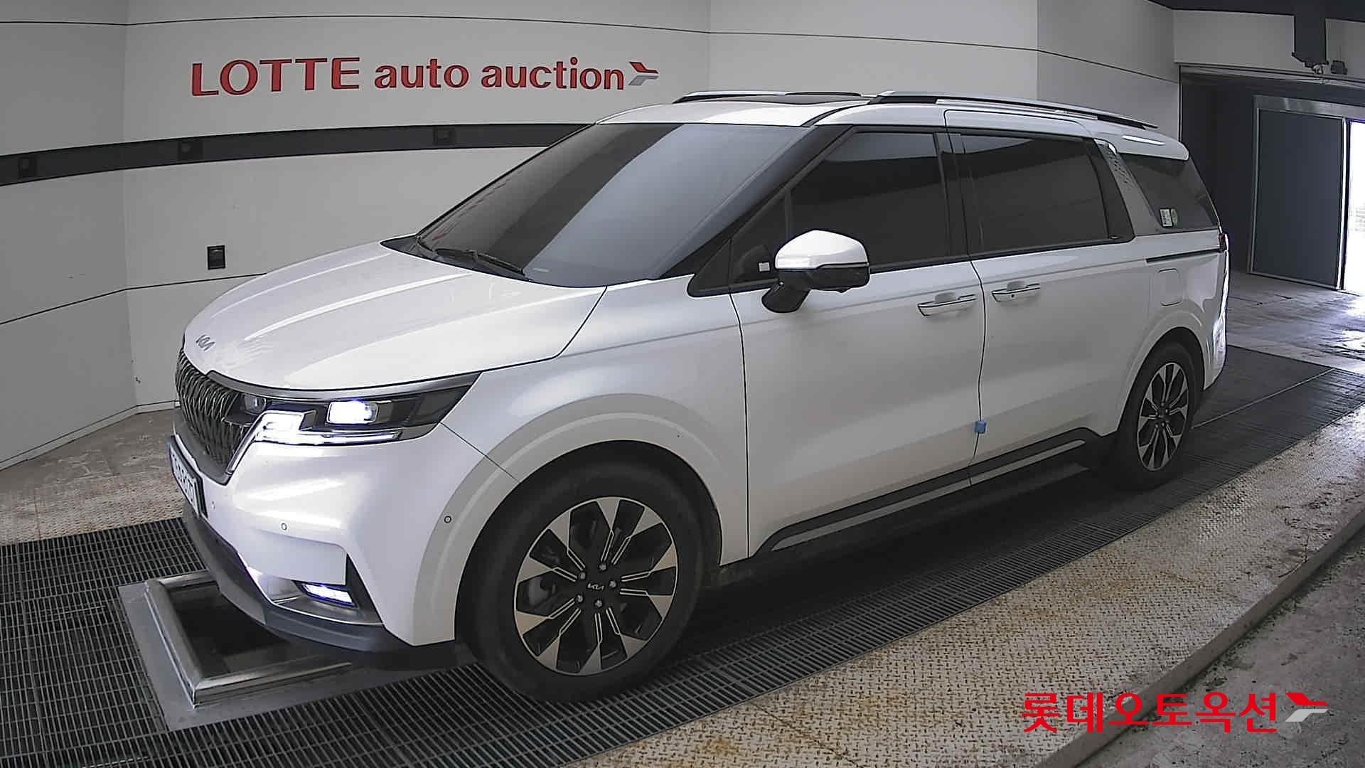 Kia Carnival 2023 - Image 11