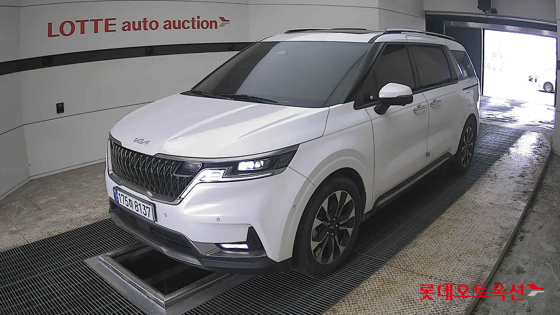 Kia Carnival 2023 - Image 3