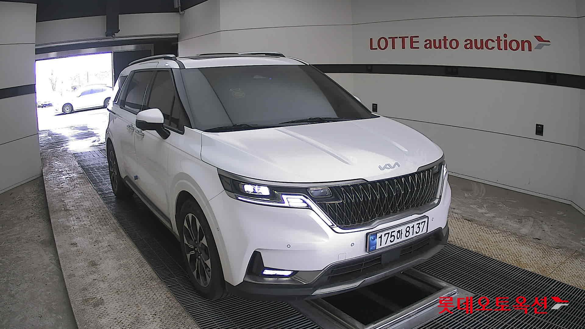 Kia Carnival 2023 - Image 24