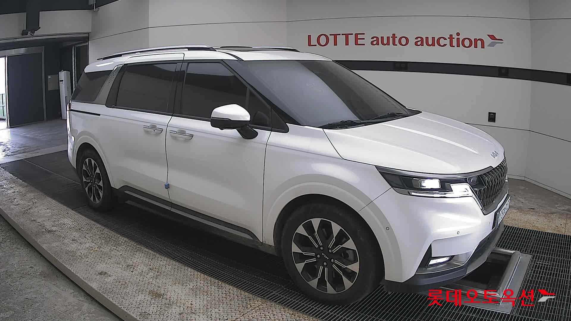 Kia Carnival 2023 - Image 23