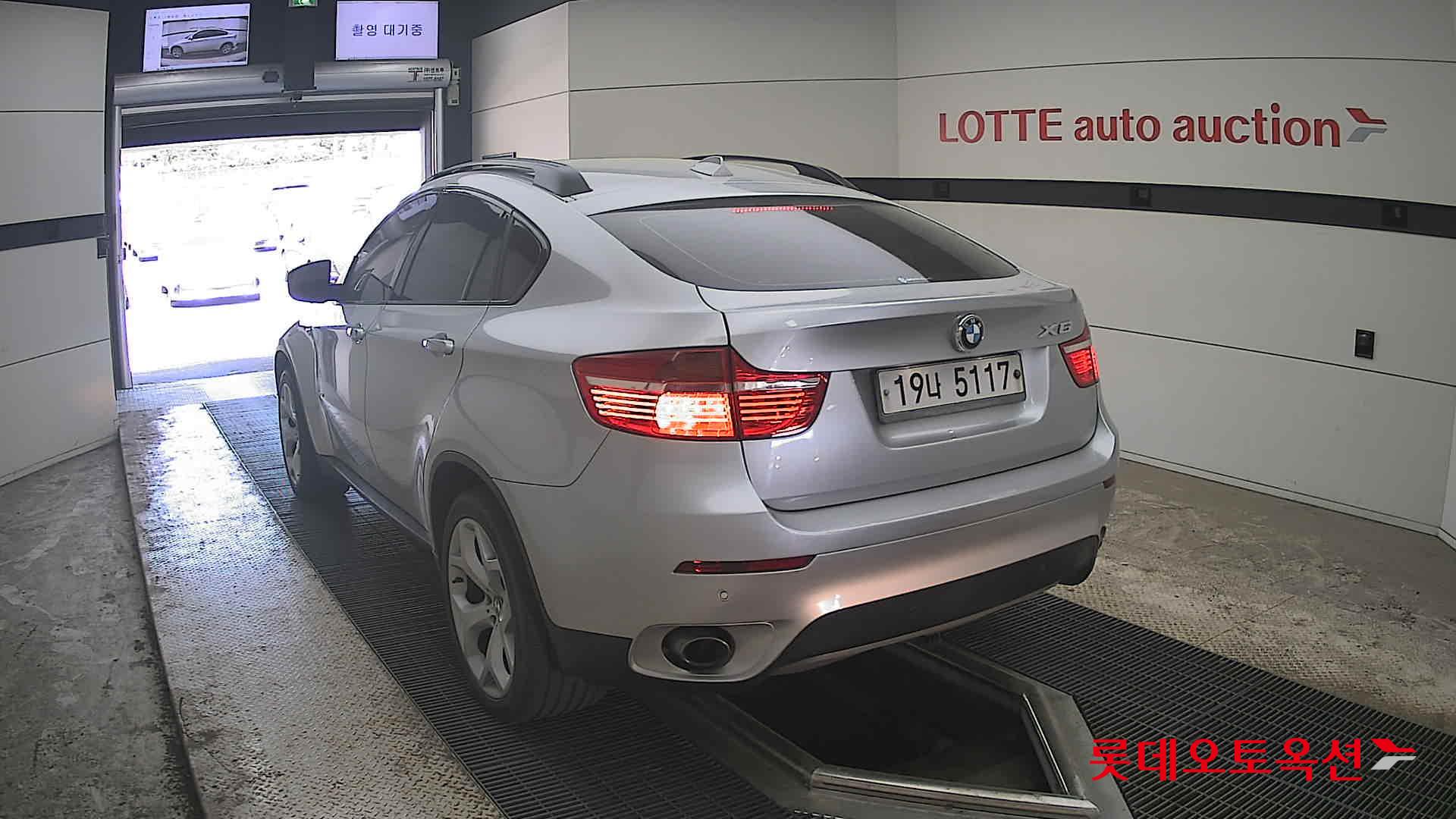 BMW X6 - 16