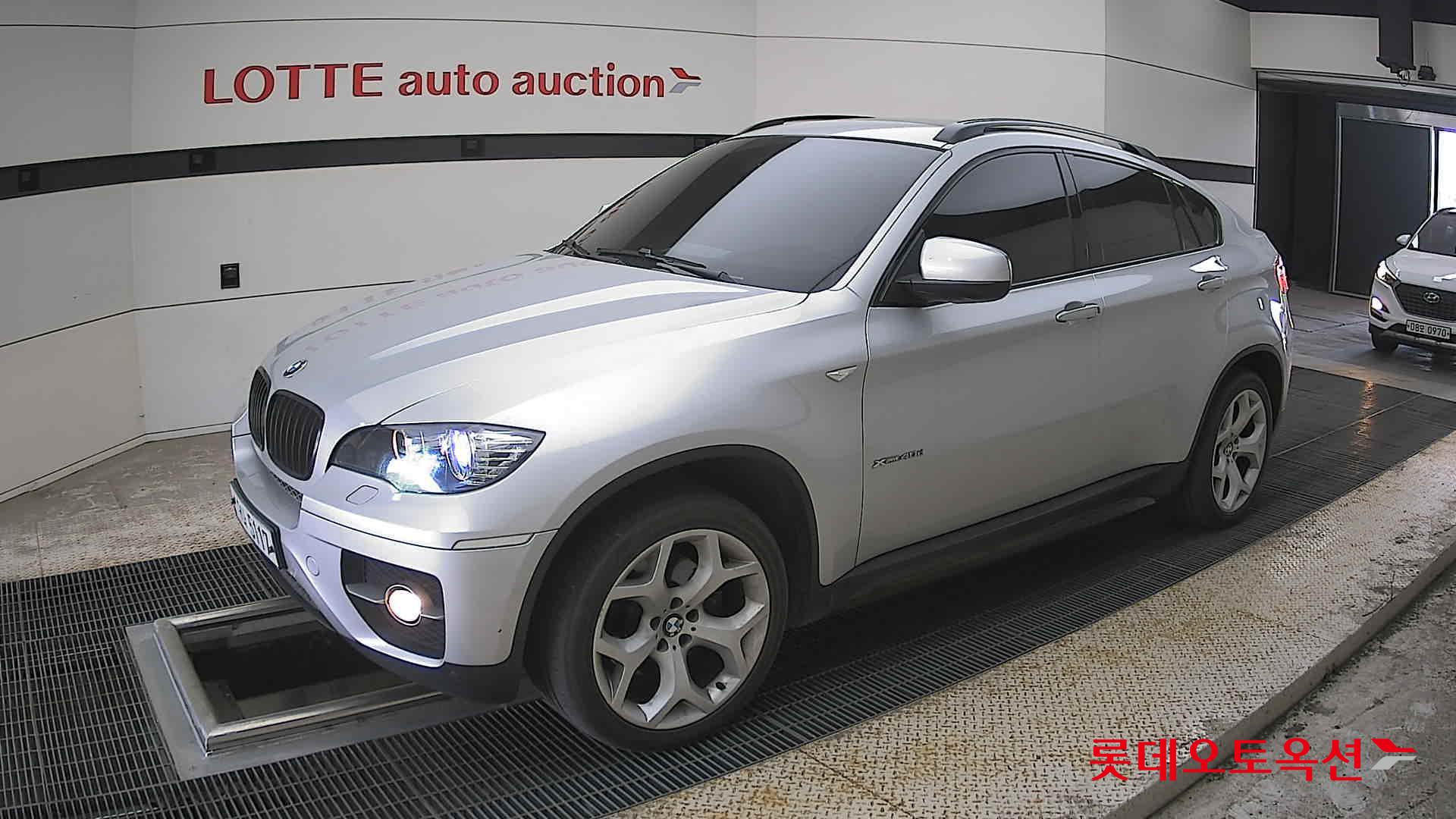 BMW X6 - 11