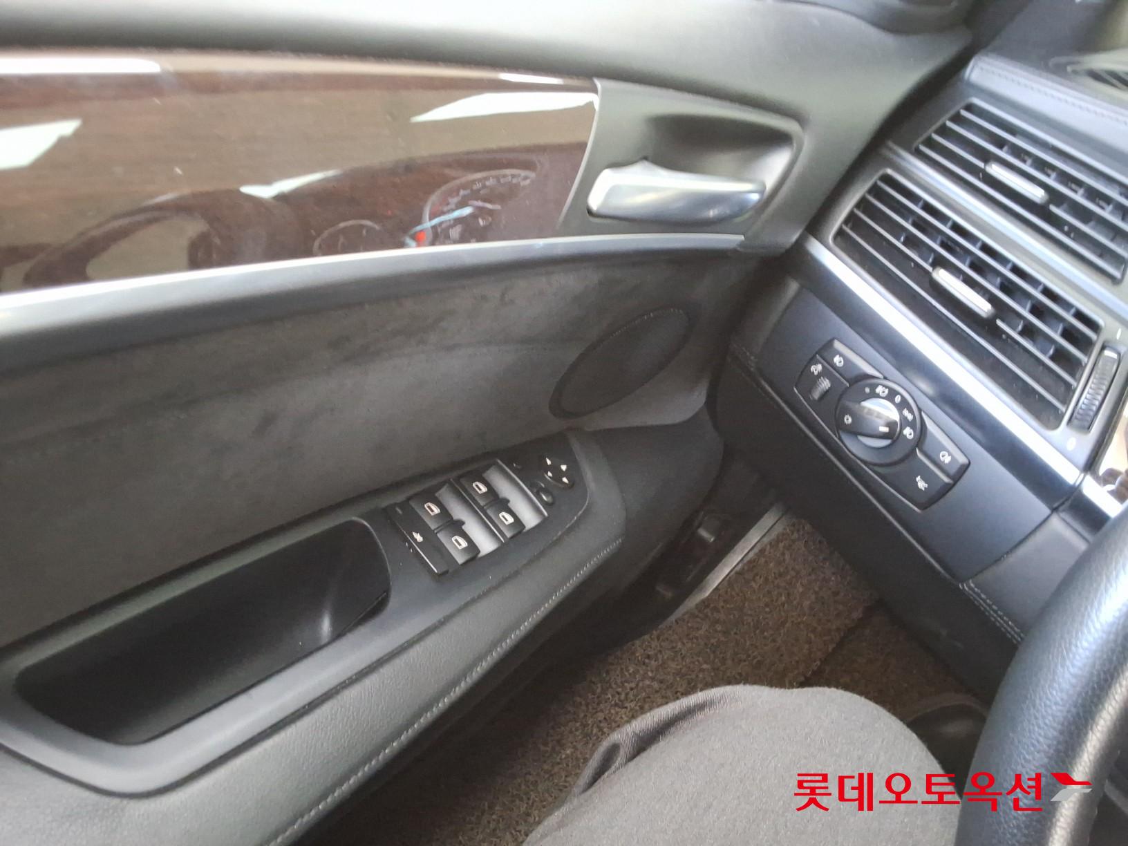 BMW X6 - 29