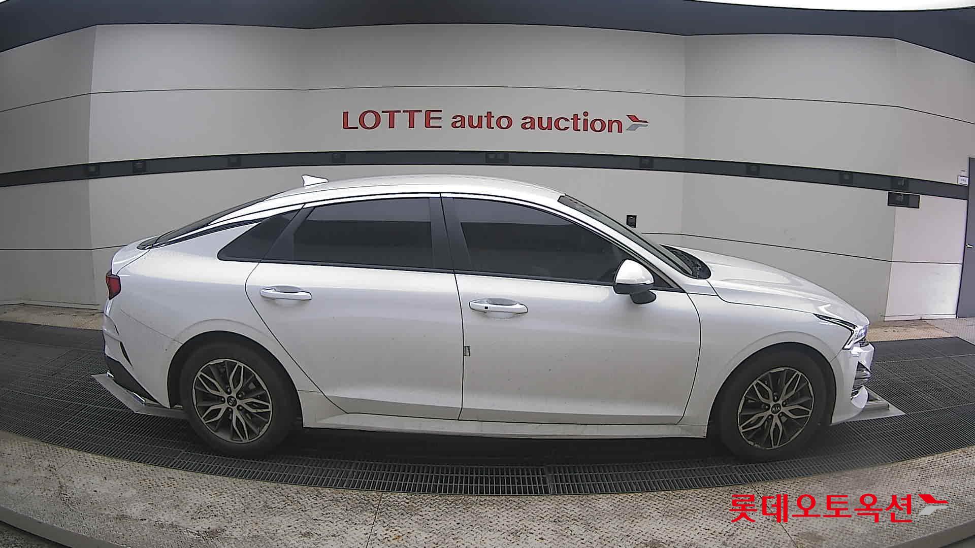 كيا K5 2021 - صورة 21