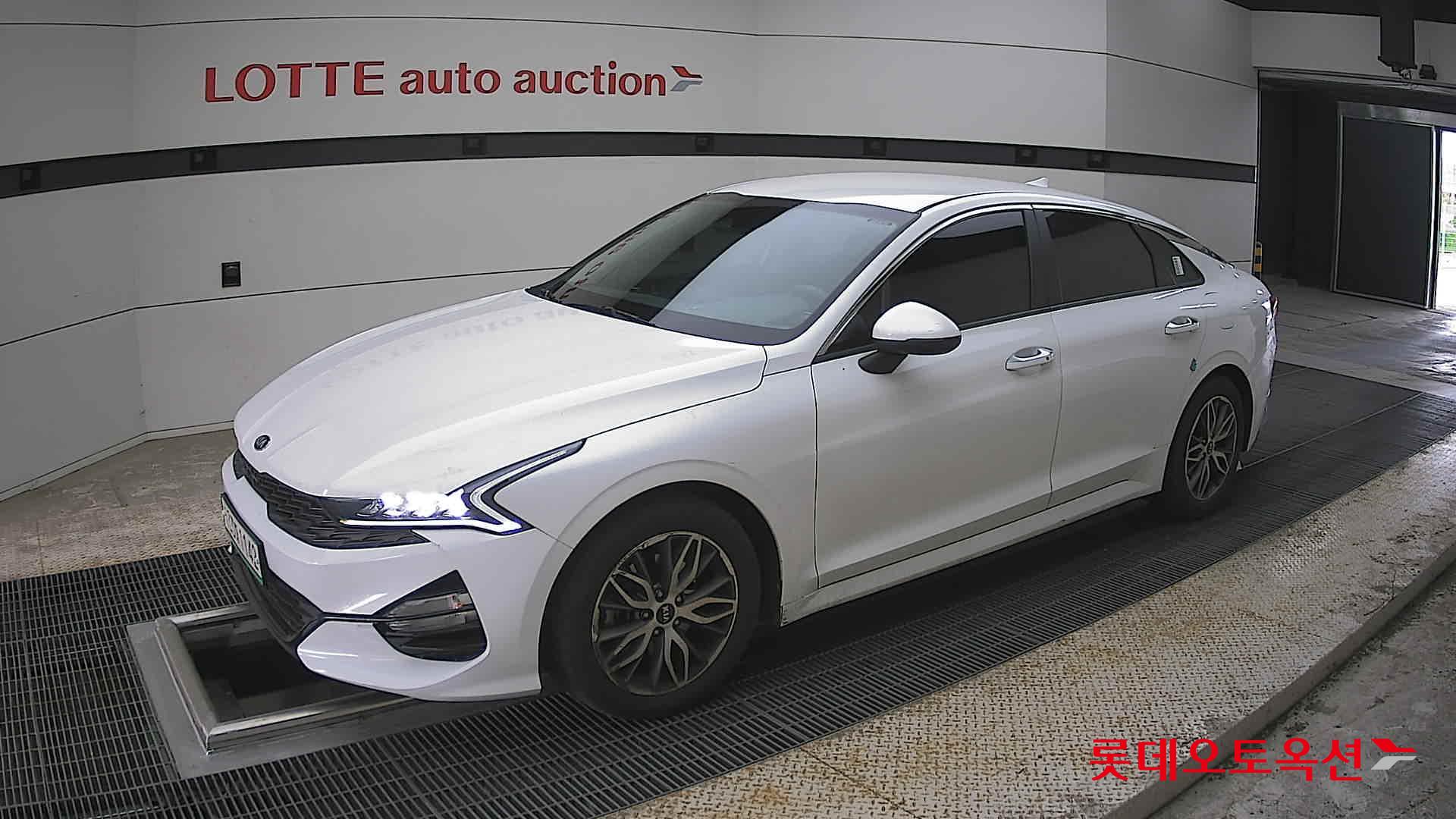 كيا K5 2021 - صورة 11