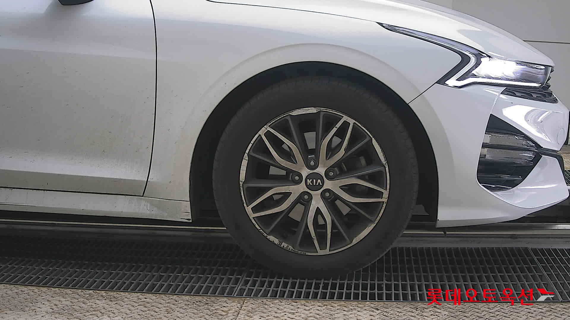 كيا K5 2021 - صورة 27