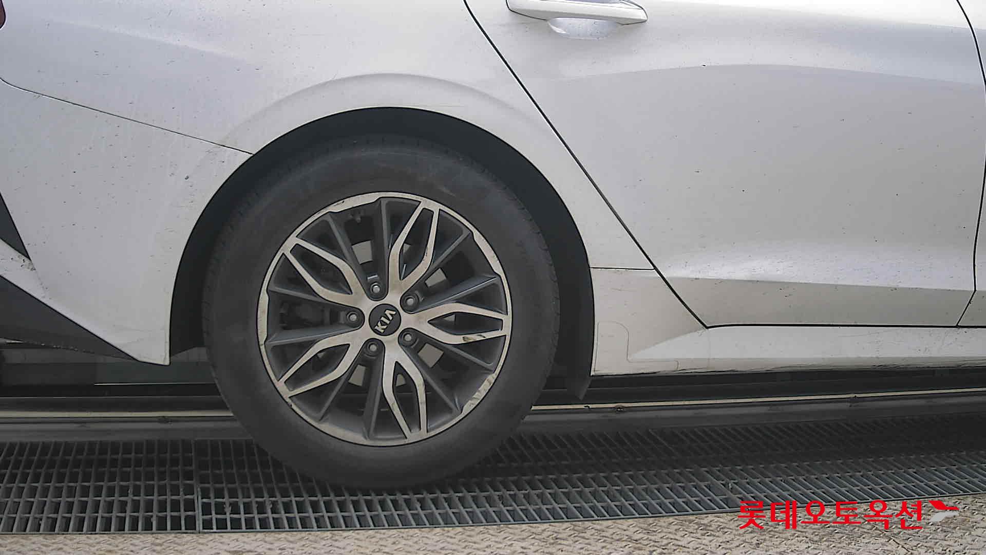 كيا K5 2021 - صورة 28