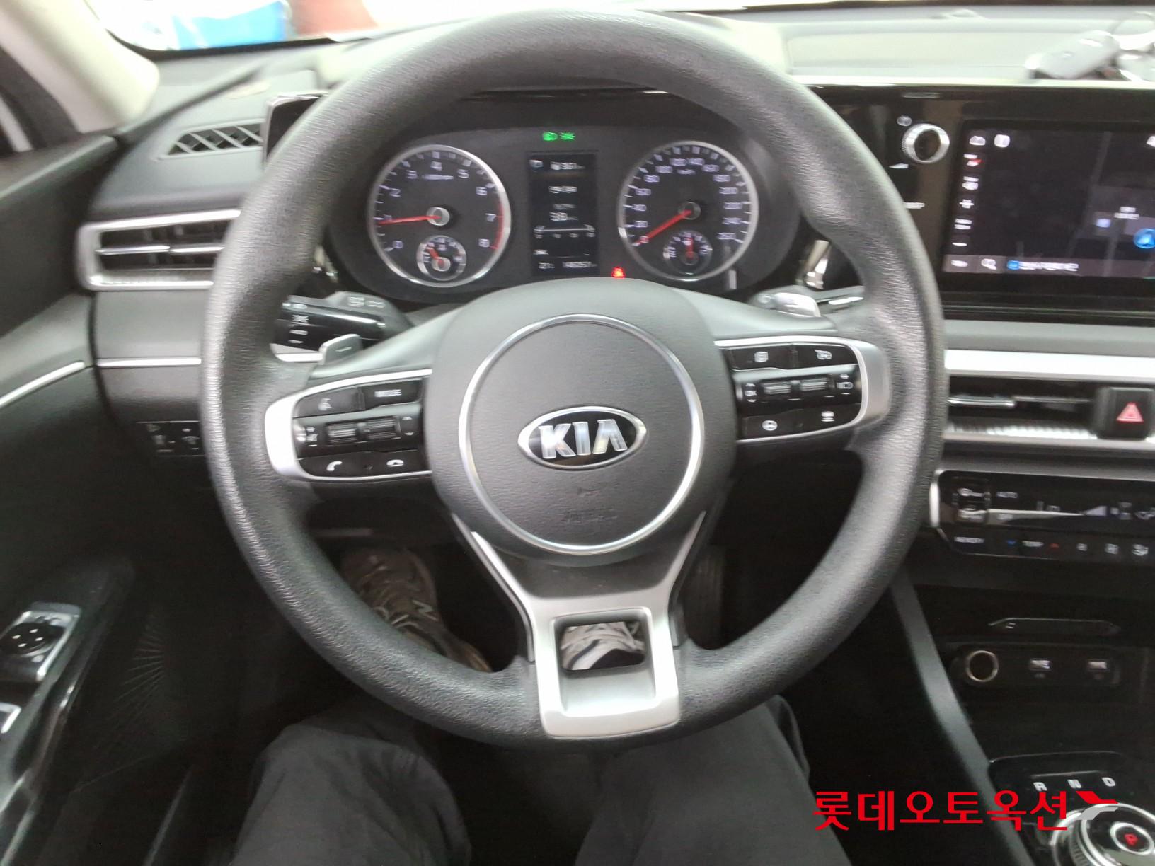 كيا K5 2021 - صورة 30