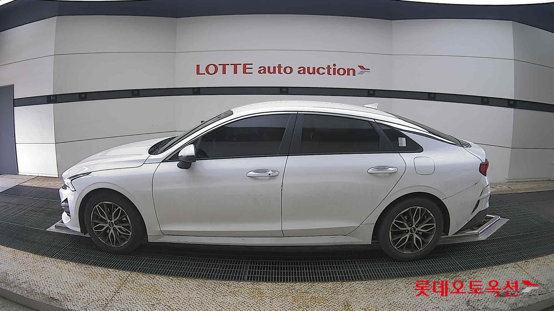 كيا K5 2021 - صورة 13