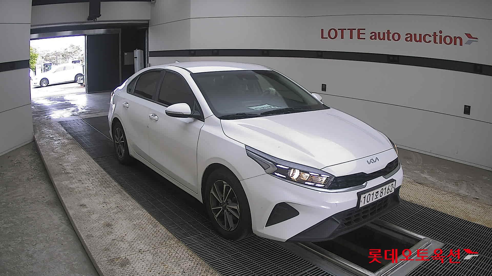 Kia K3 2022 - Image 6