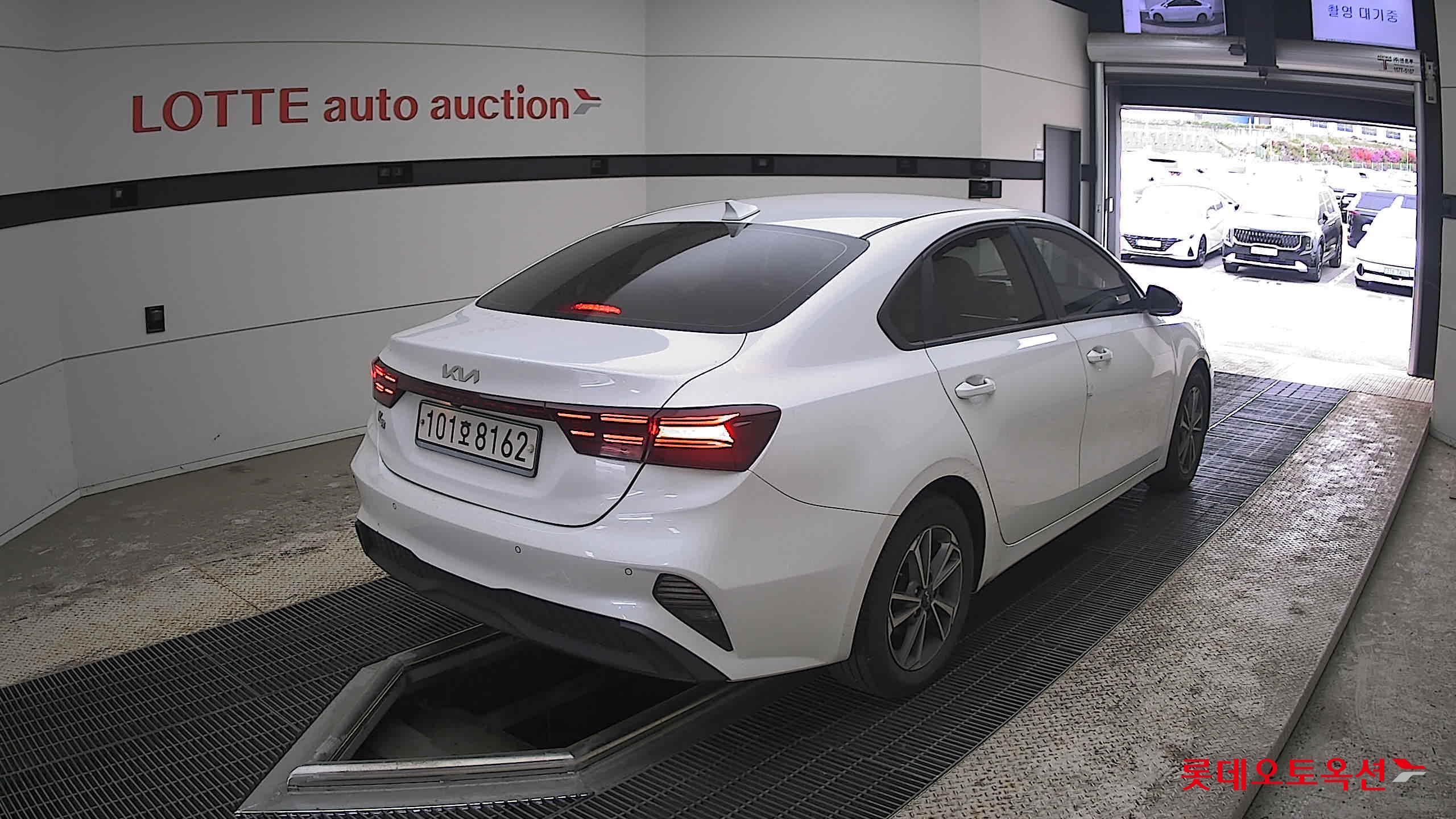 Kia K3 2022 - Image 5