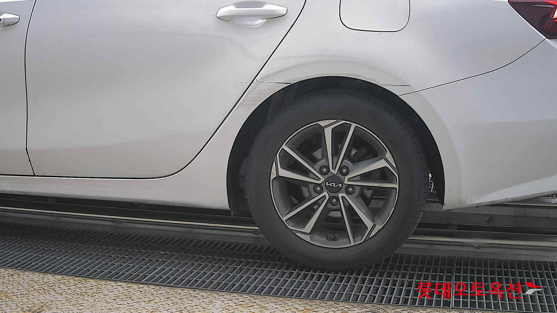 Kia K3 2022 - Image 26