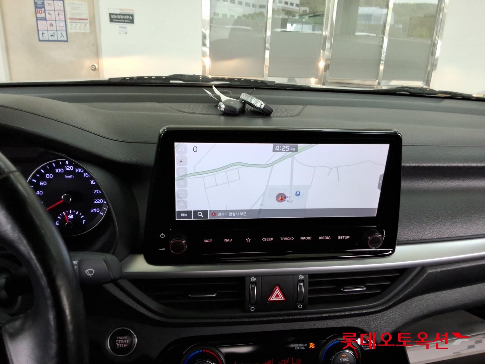 Kia K3 2022 - Image 31