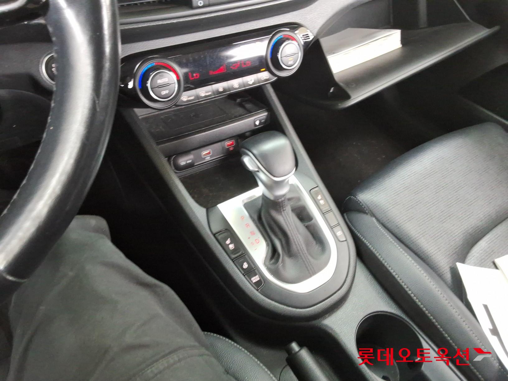 Kia K3 2022 - Image 34