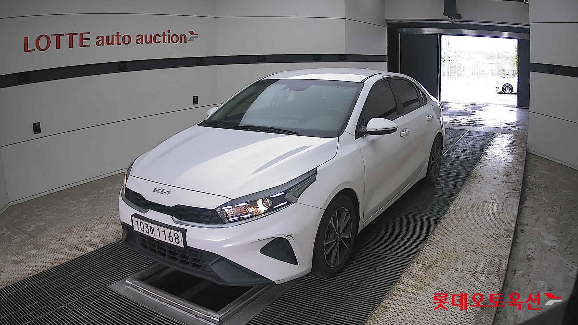 Kia K3 2022 - Image 10