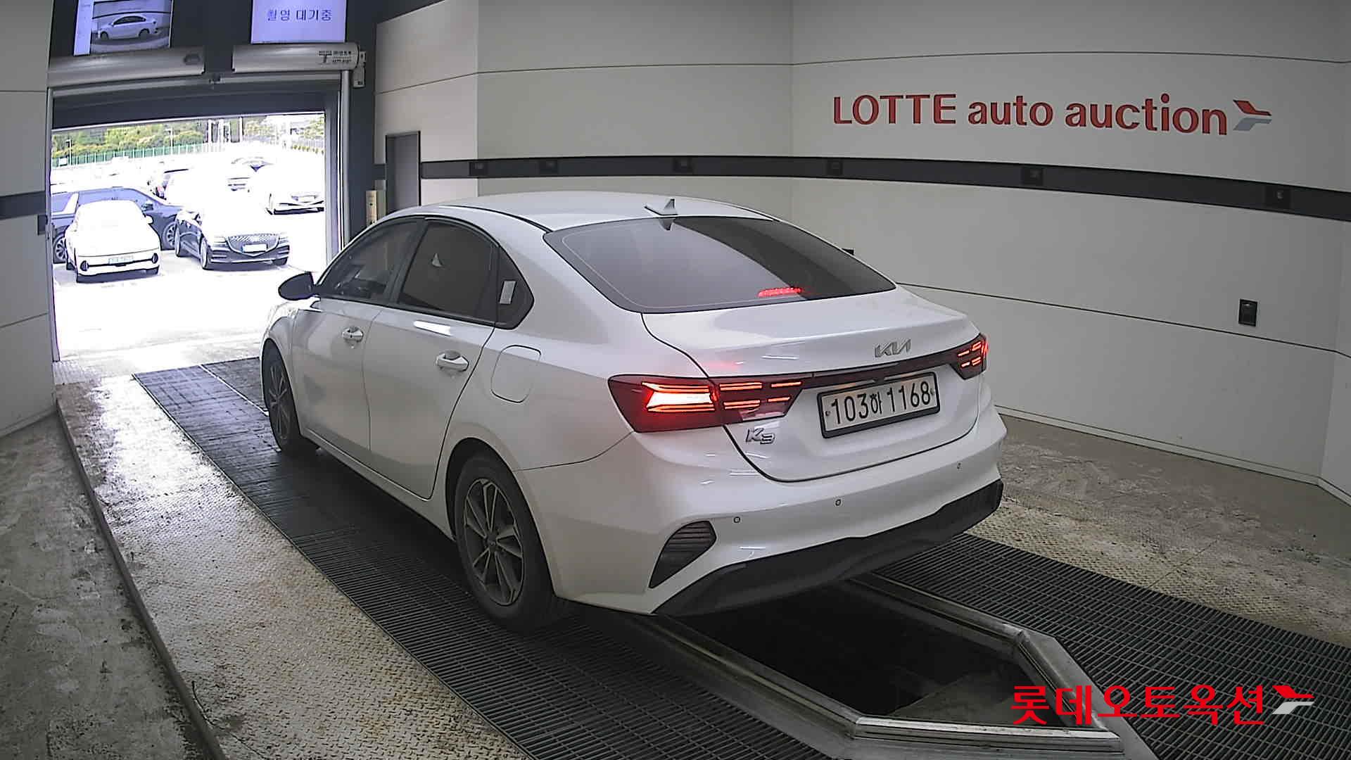 Kia K3 2022 - Image 4