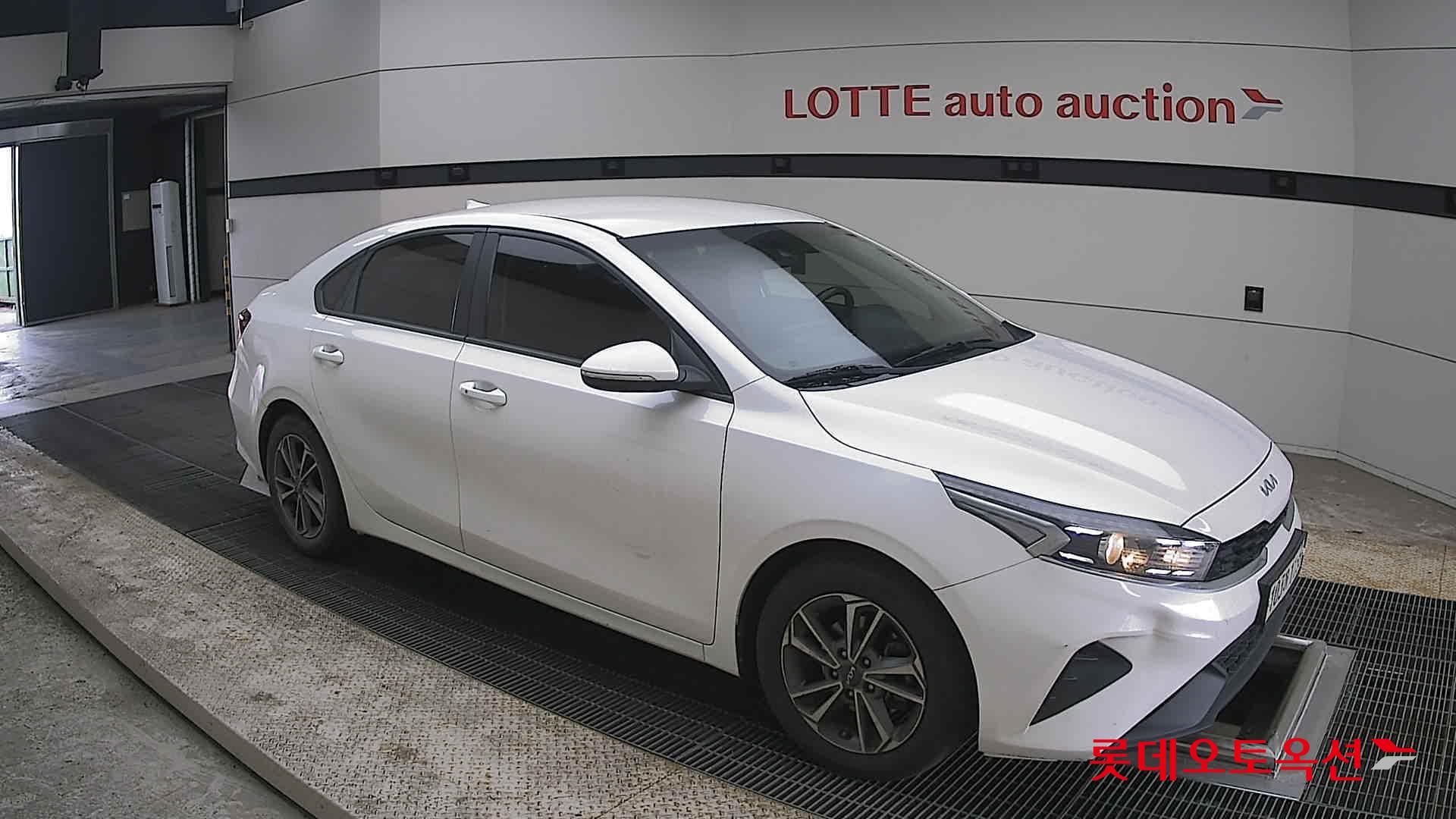 Kia K3 2022 - Image 23