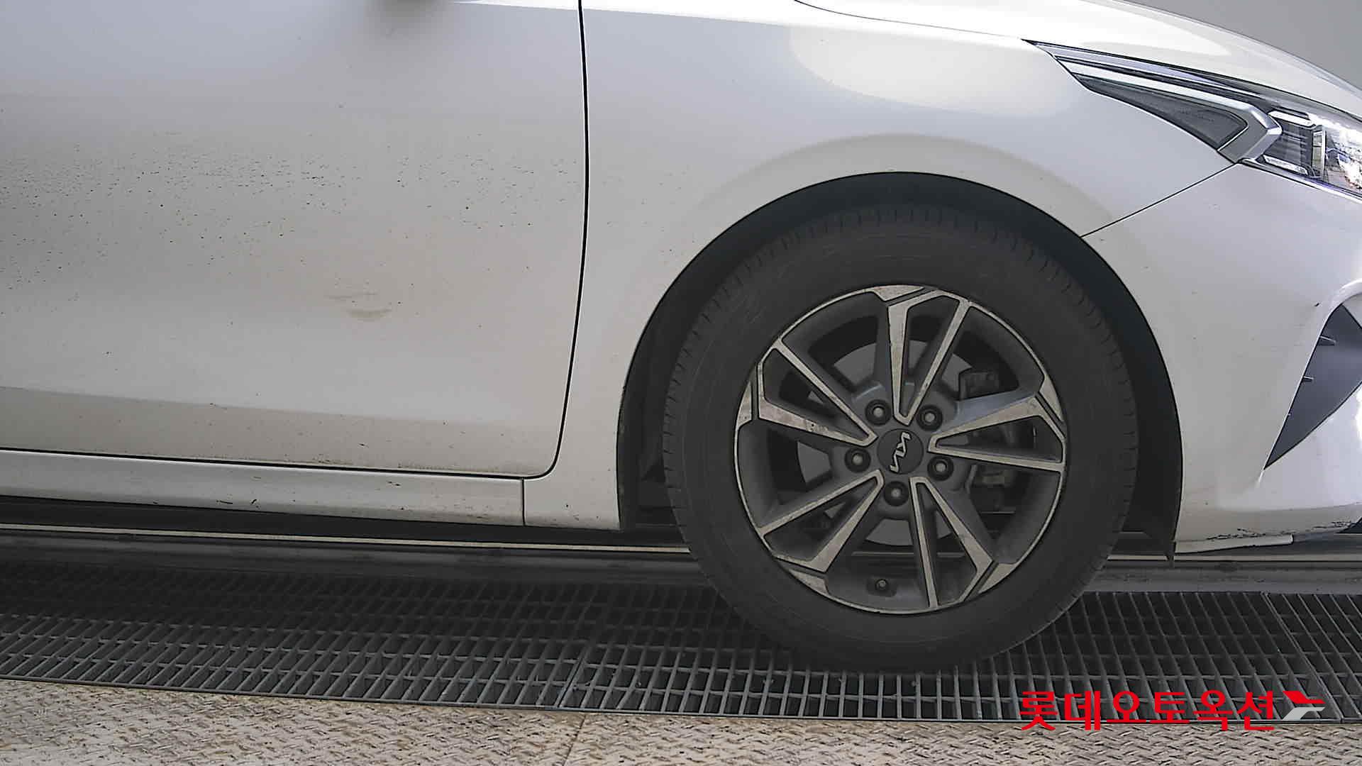 Kia K3 2022 - Image 27